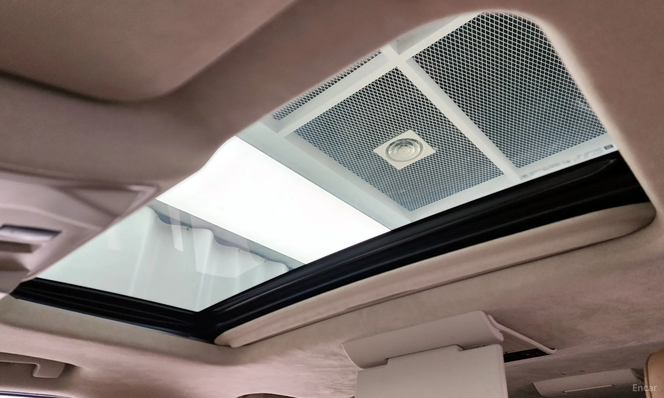 Cadillac Escalade превью 18