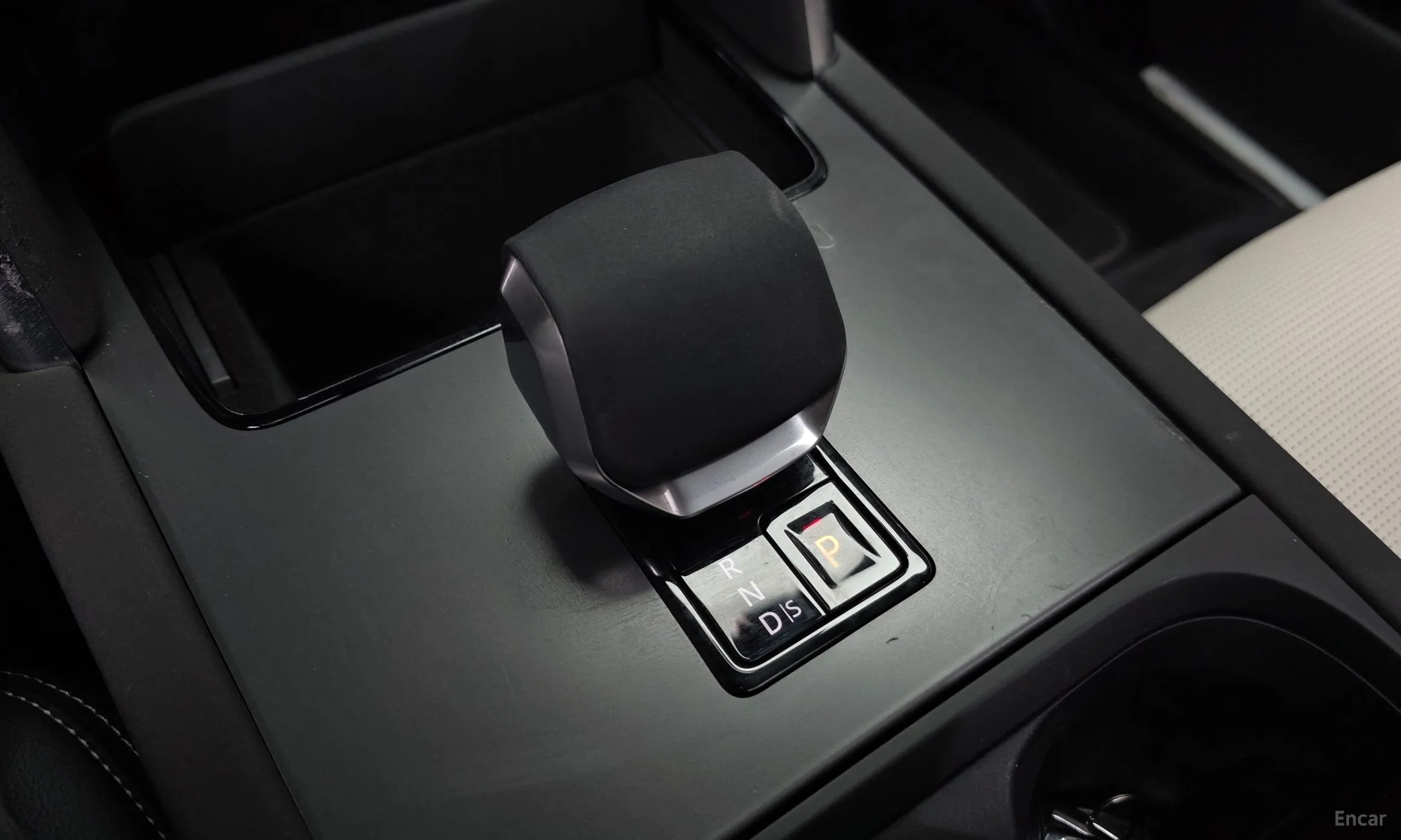 Land Rover Discovery Sports превью 9