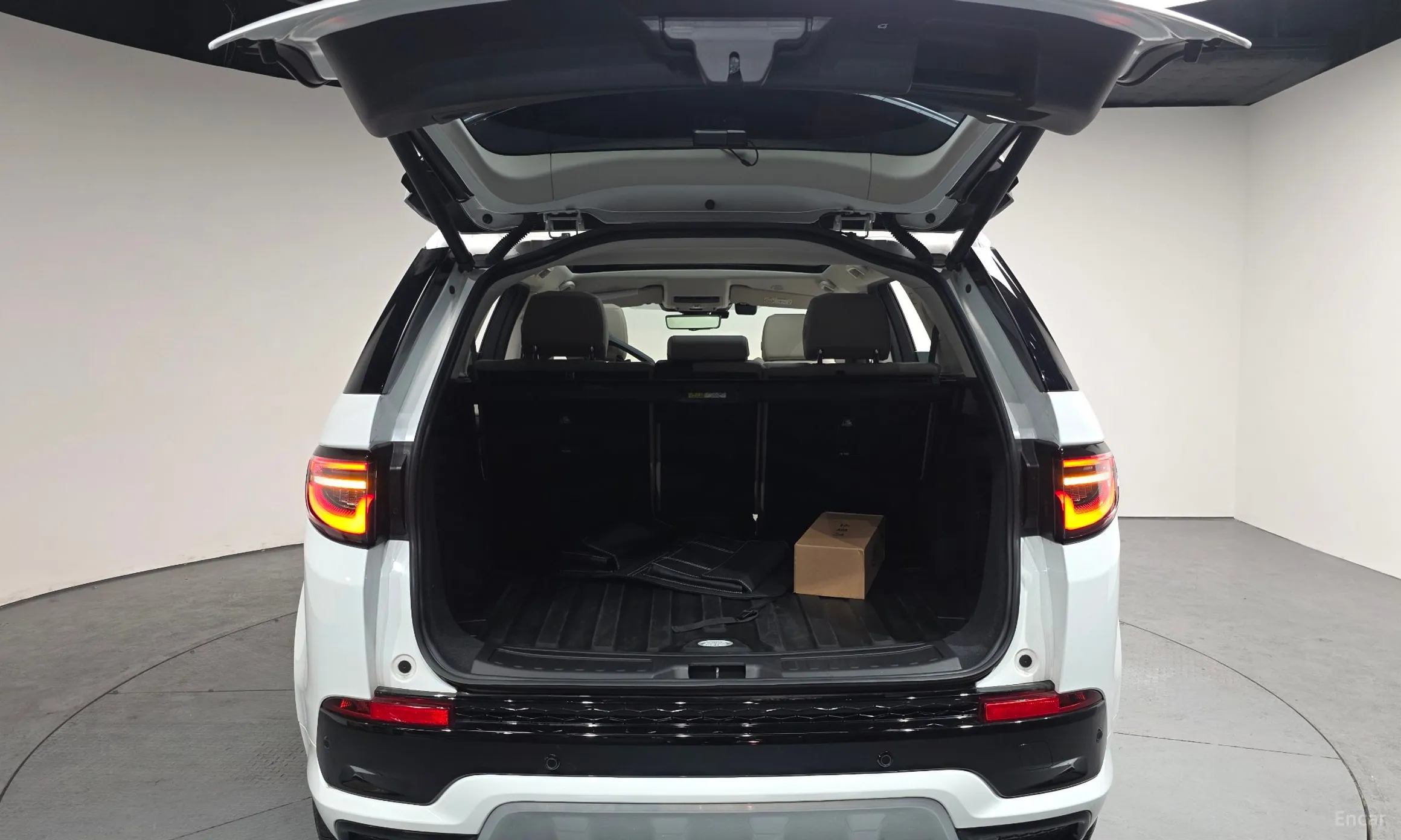 Land Rover Discovery Sports превью 20