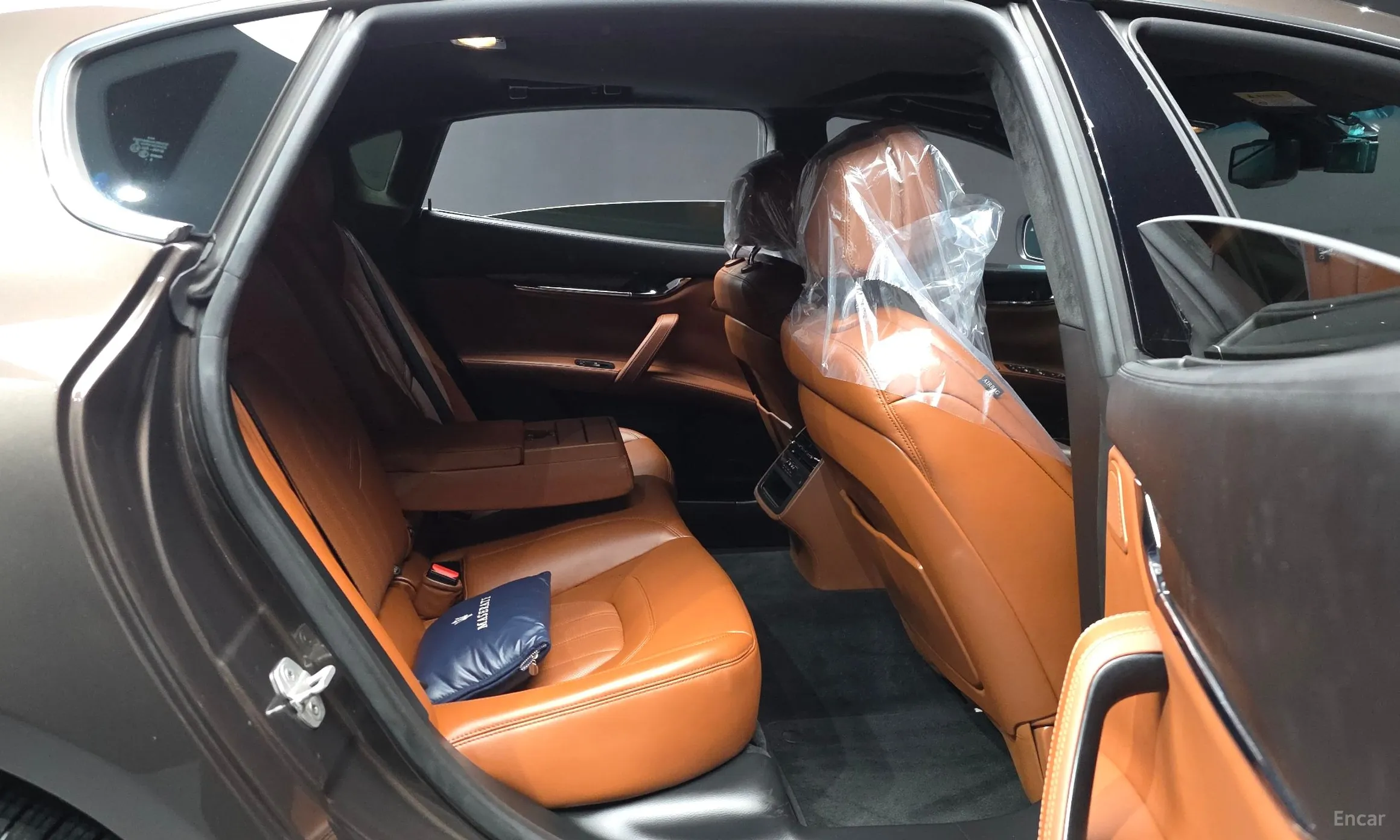 Maserati Quattroporte превью 12