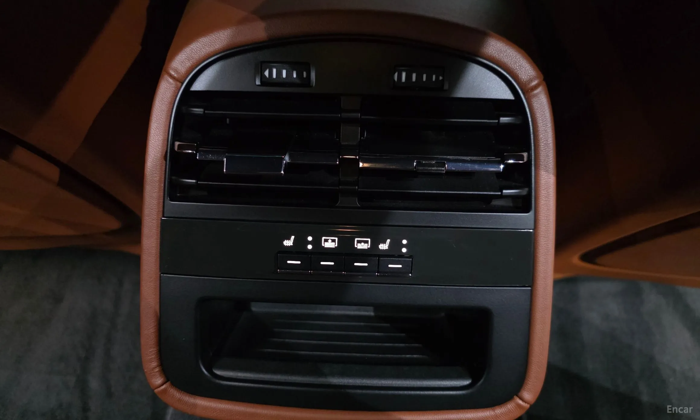 Maserati Quattroporte превью 18