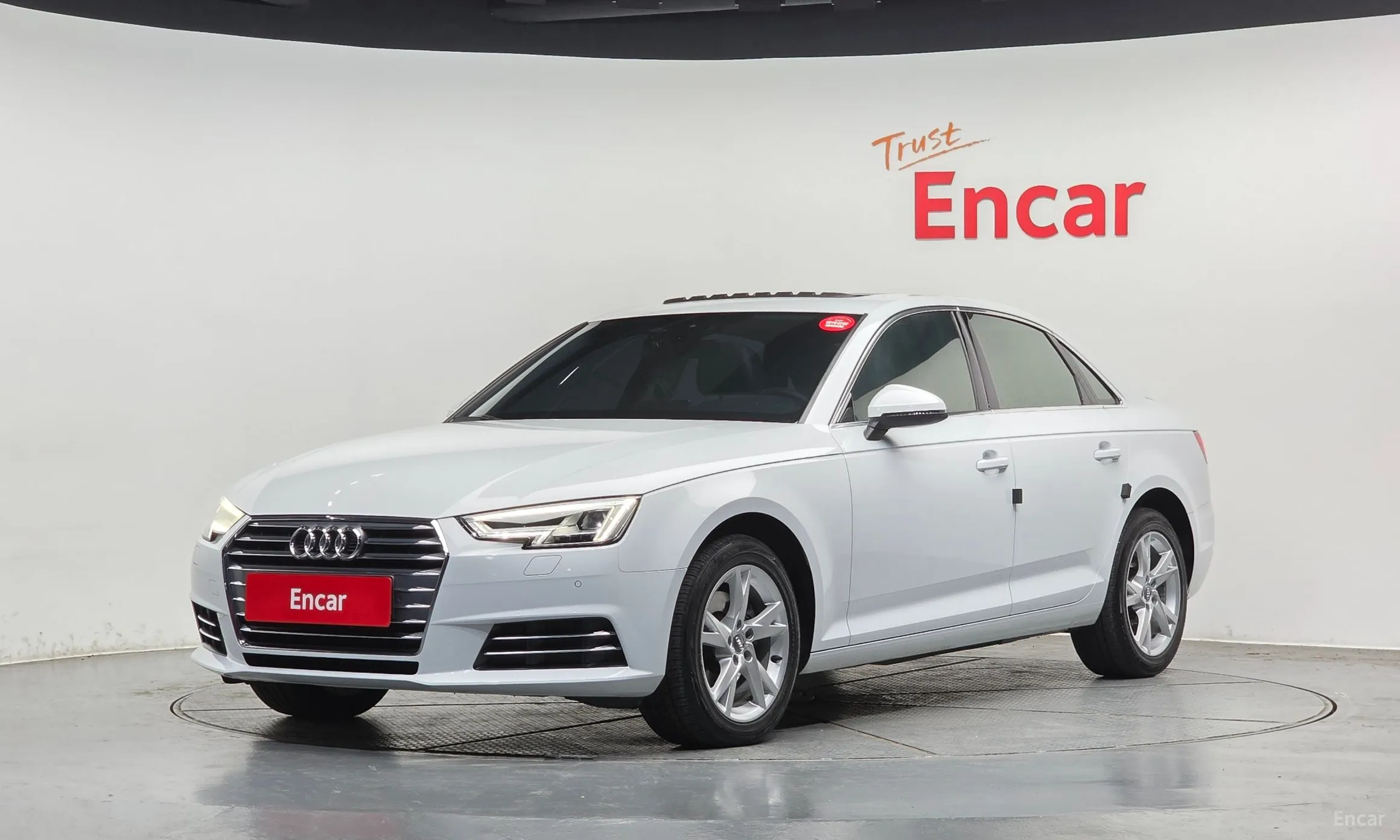 Audi A4 (B9)