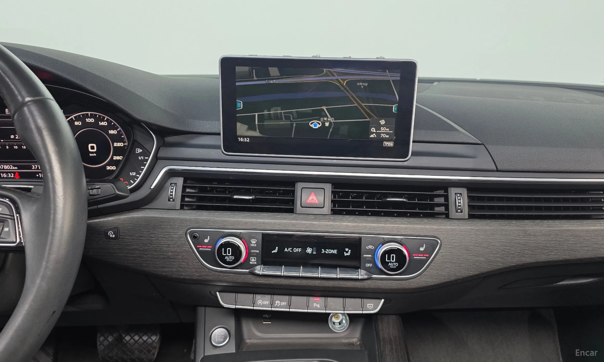 Audi A4 (B9) превью 14
