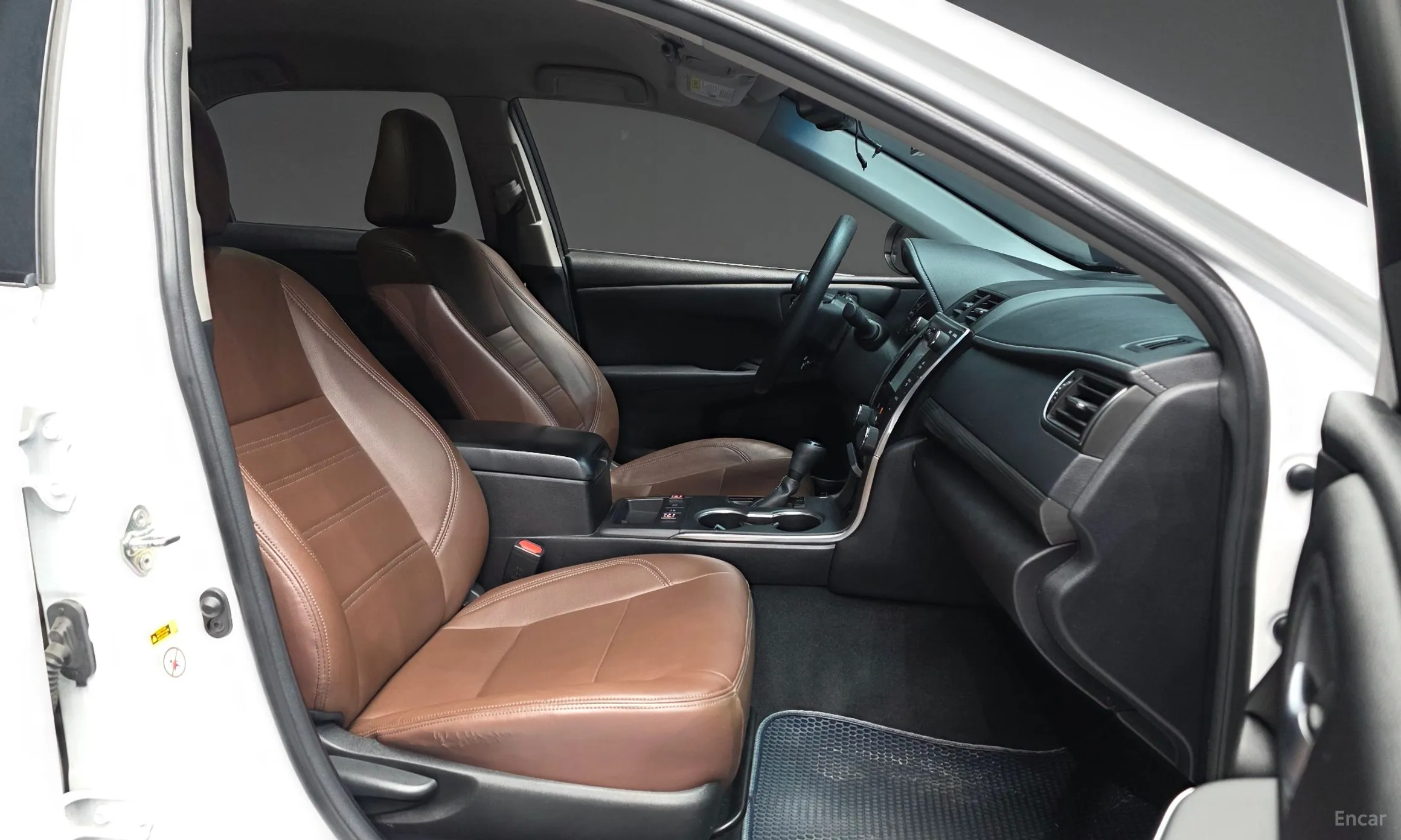 Toyota New Camry превью 11
