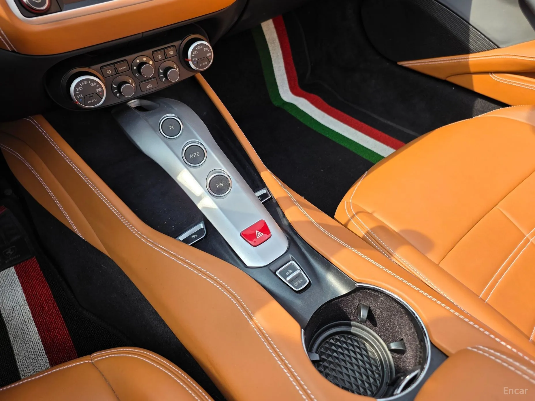 Ferrari California превью 17