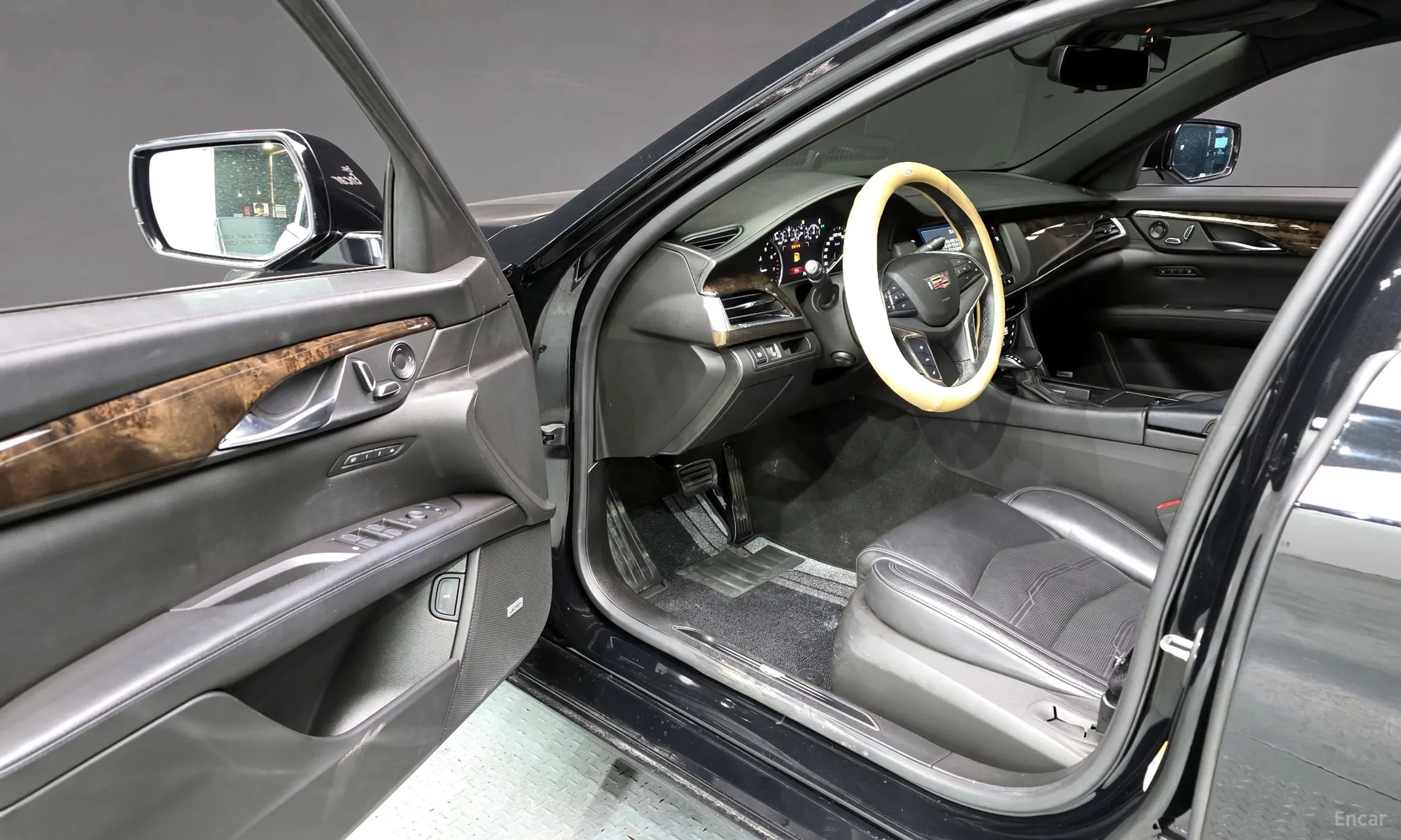 Cadillac CT6 превью 10