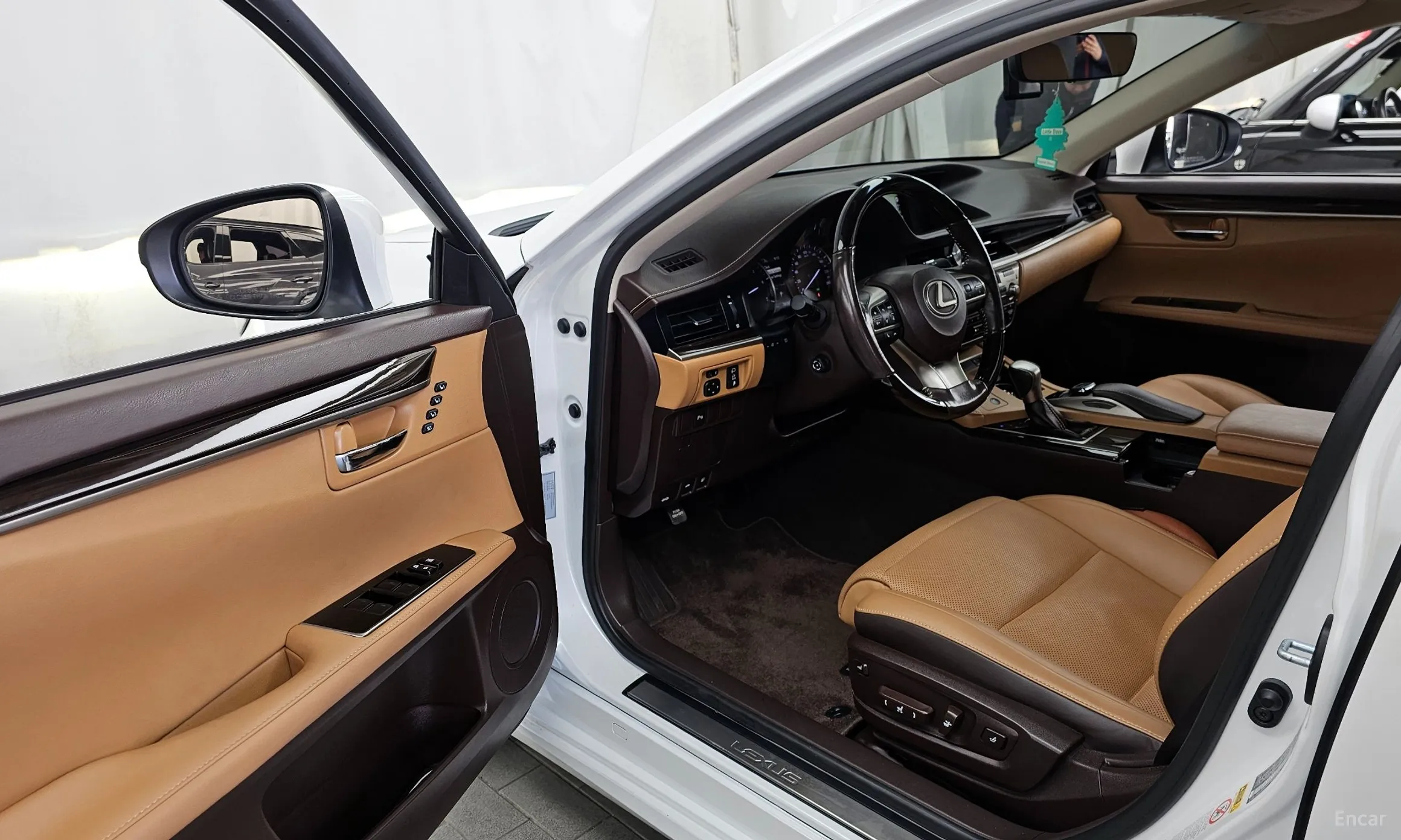 Lexus New ES350 превью 10