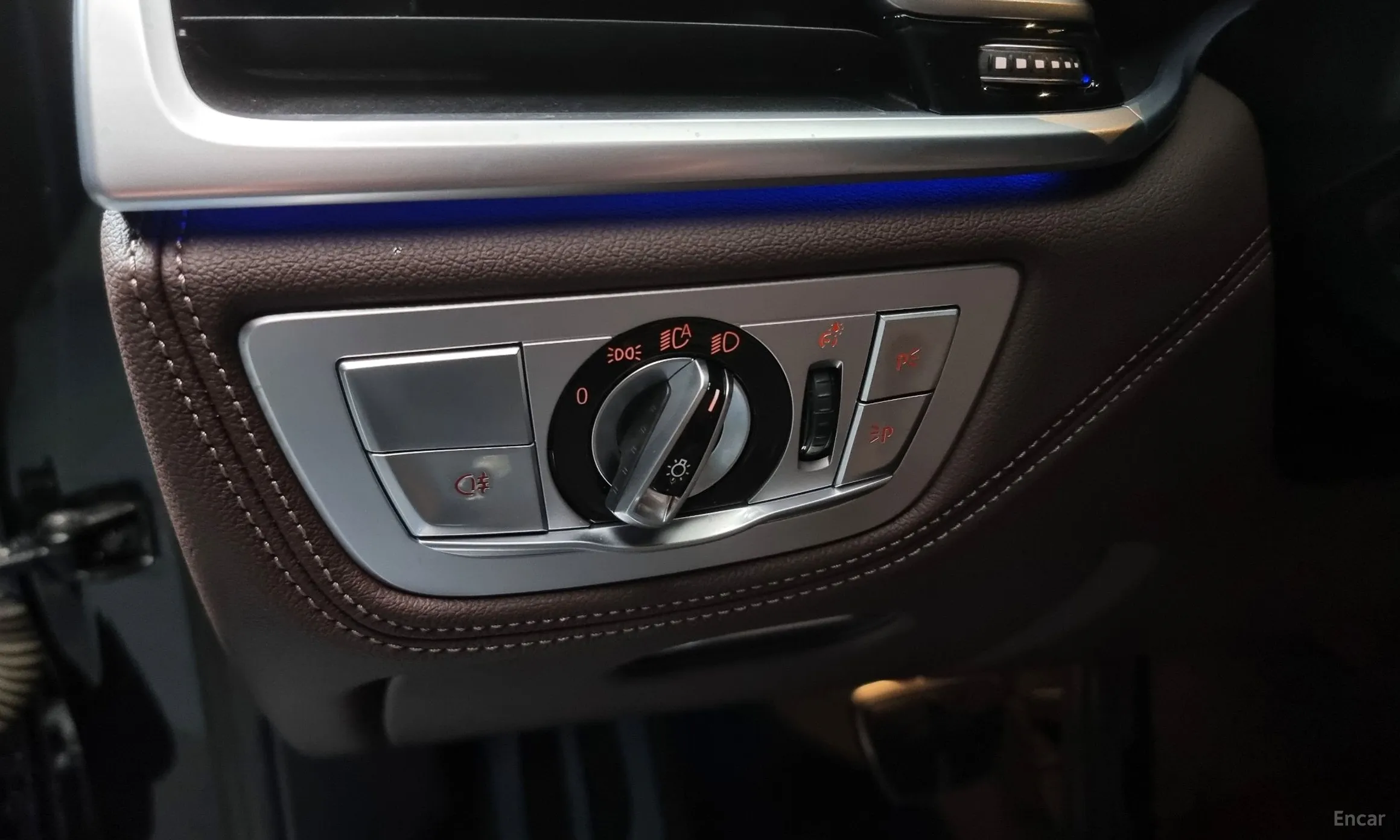 BMW 7 Series (G11) превью 13