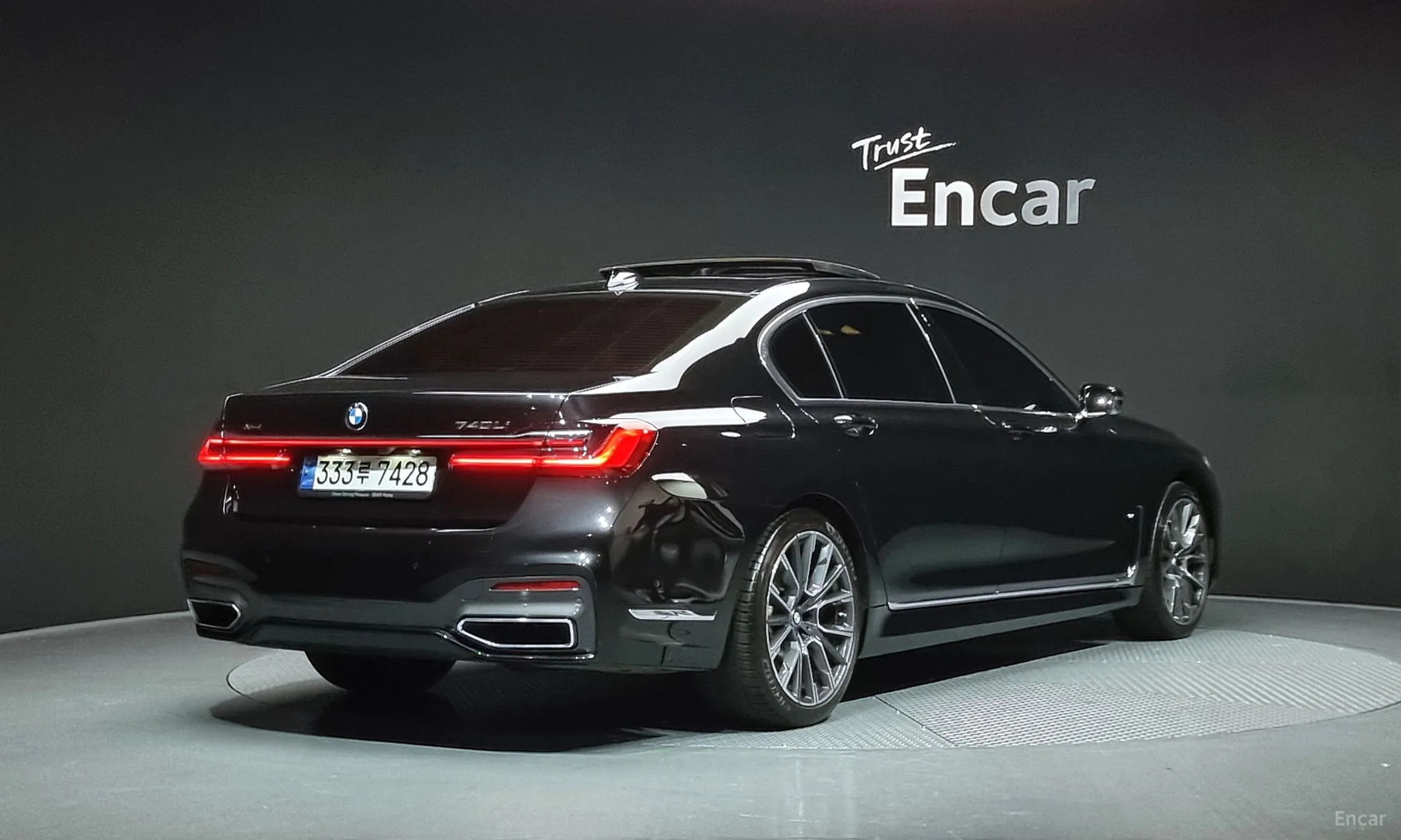 BMW 7 Series (G11)