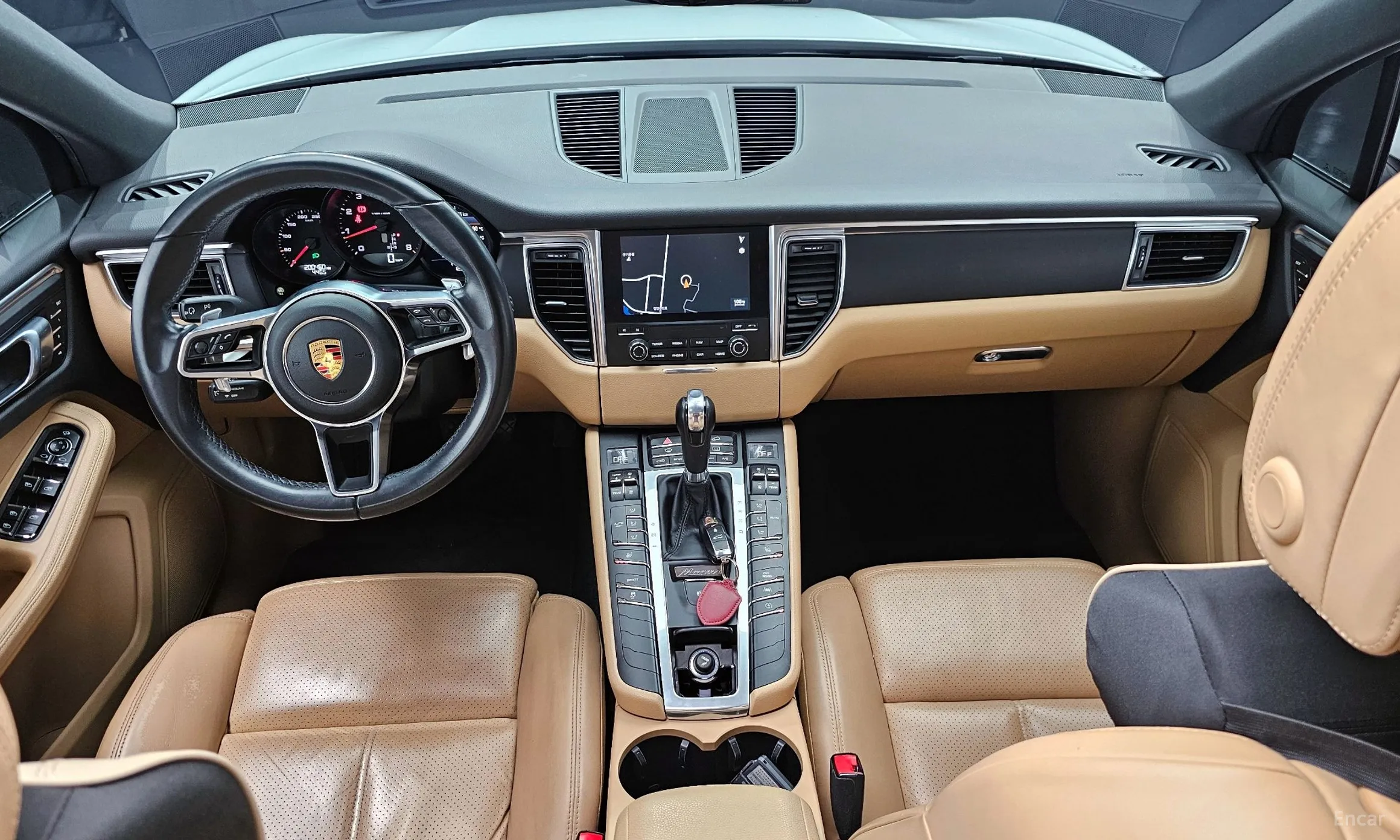 Porsche Macan превью 7