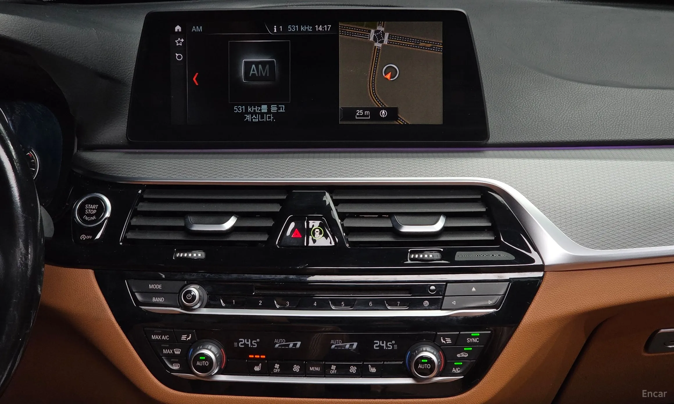 BMW 5 Series (G30) превью 14