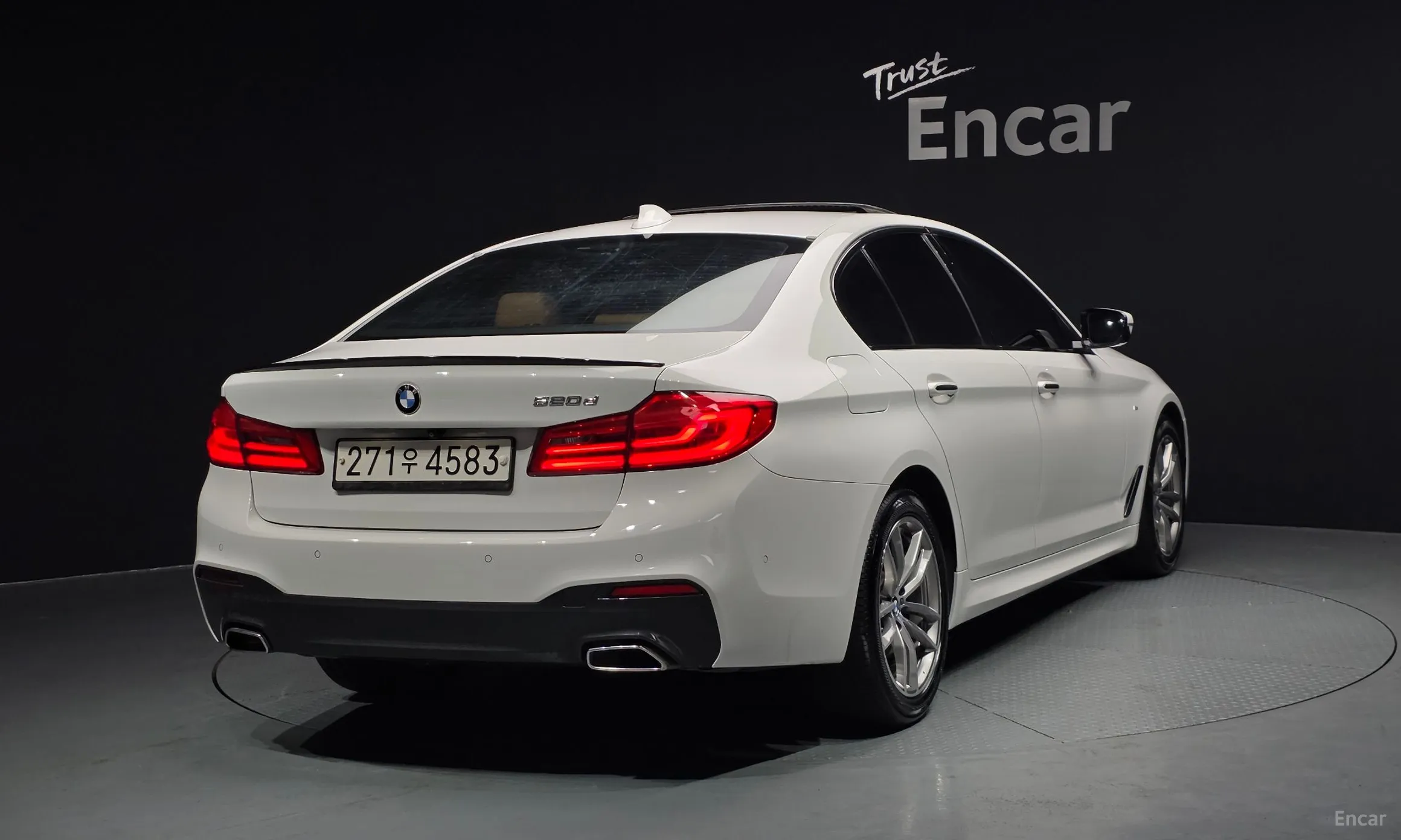 BMW 5 Series (G30)