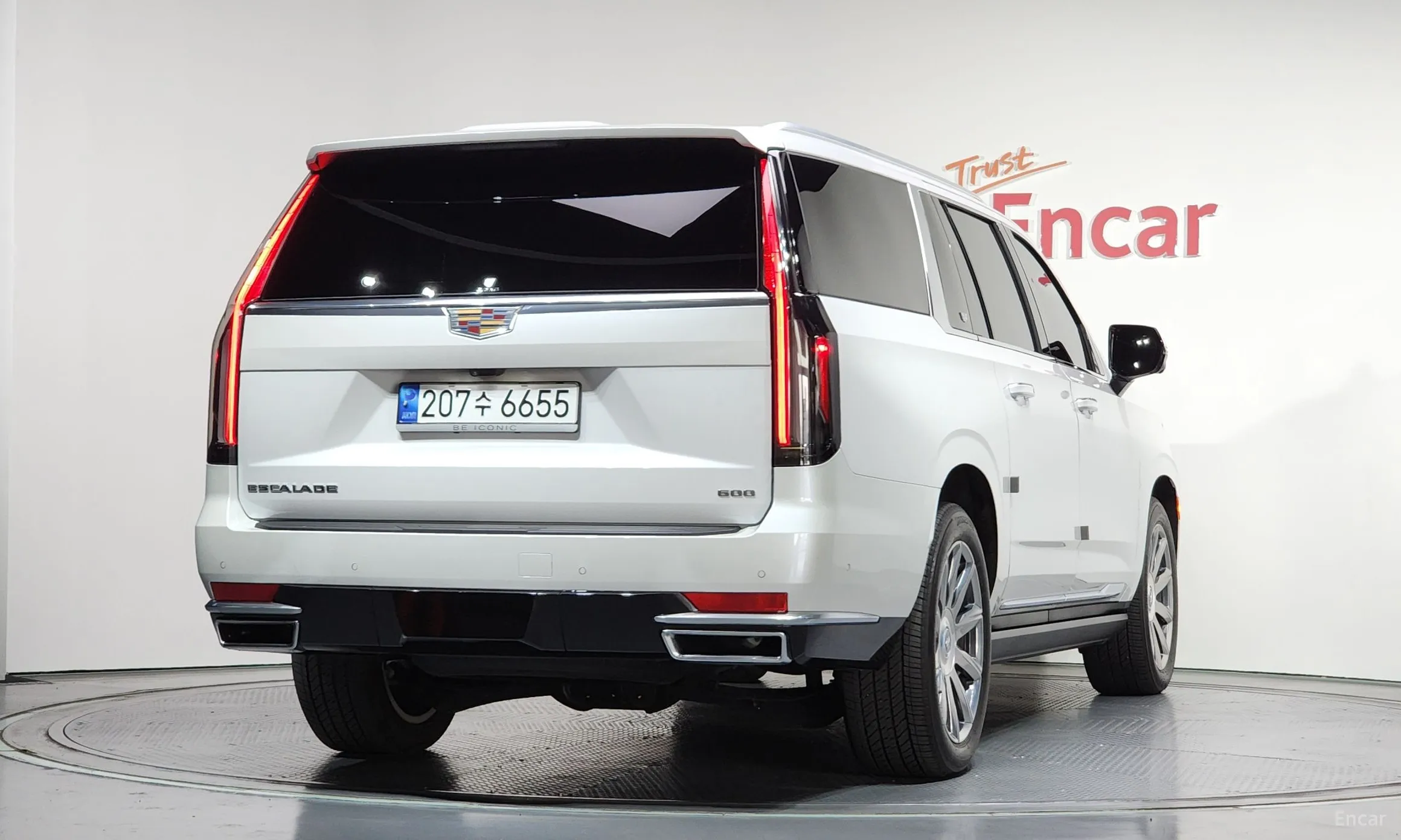 Cadillac Escalade 5th Generation превью 2