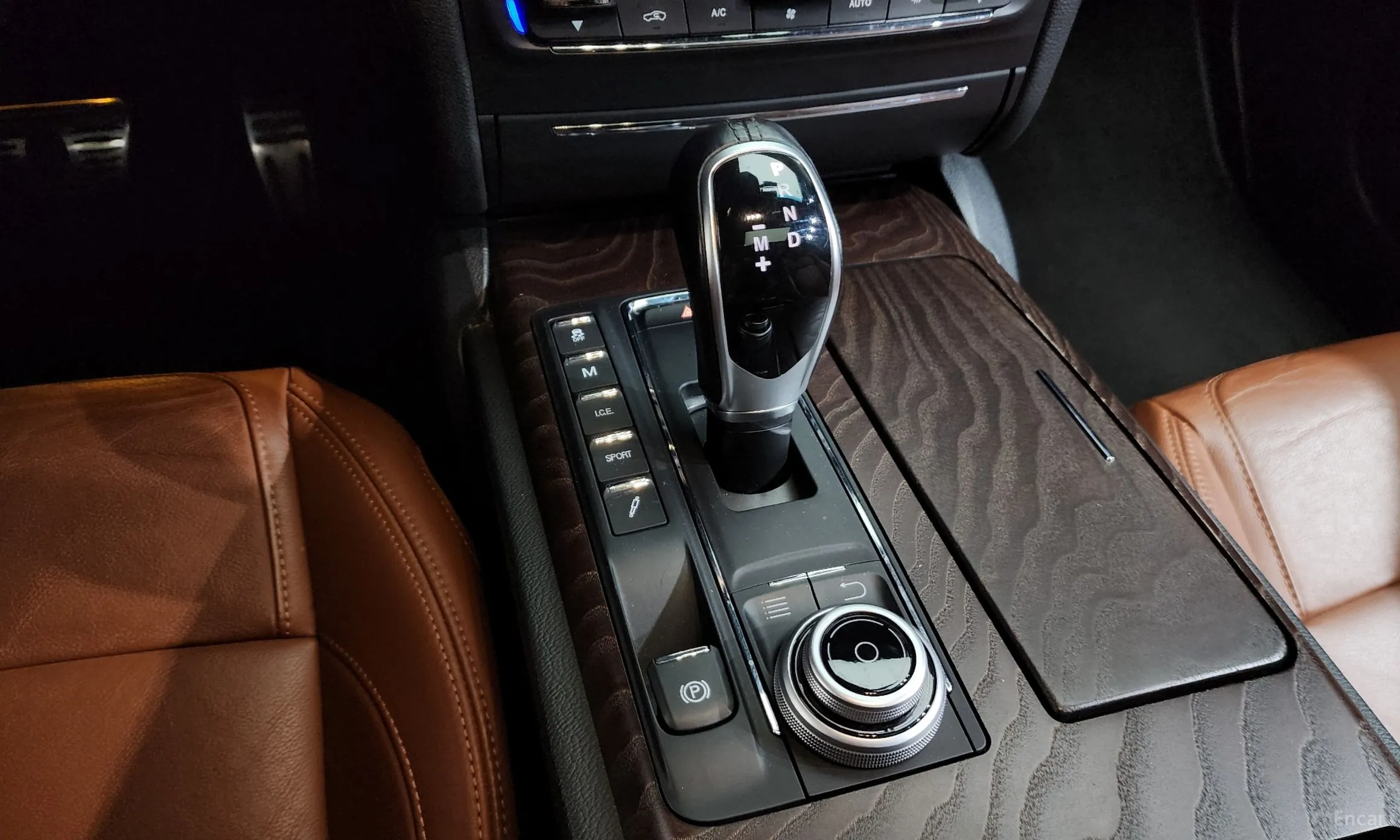 Maserati Ghibli превью 9