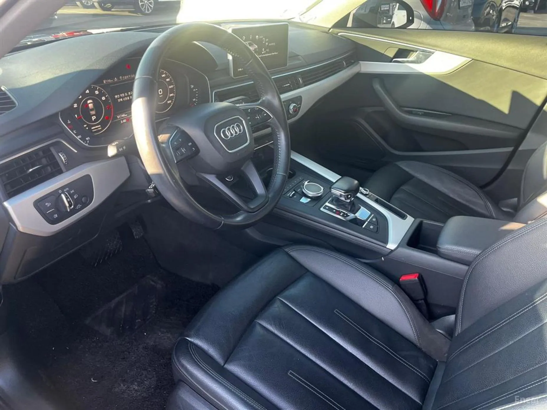 Audi A4 (B9) превью 10