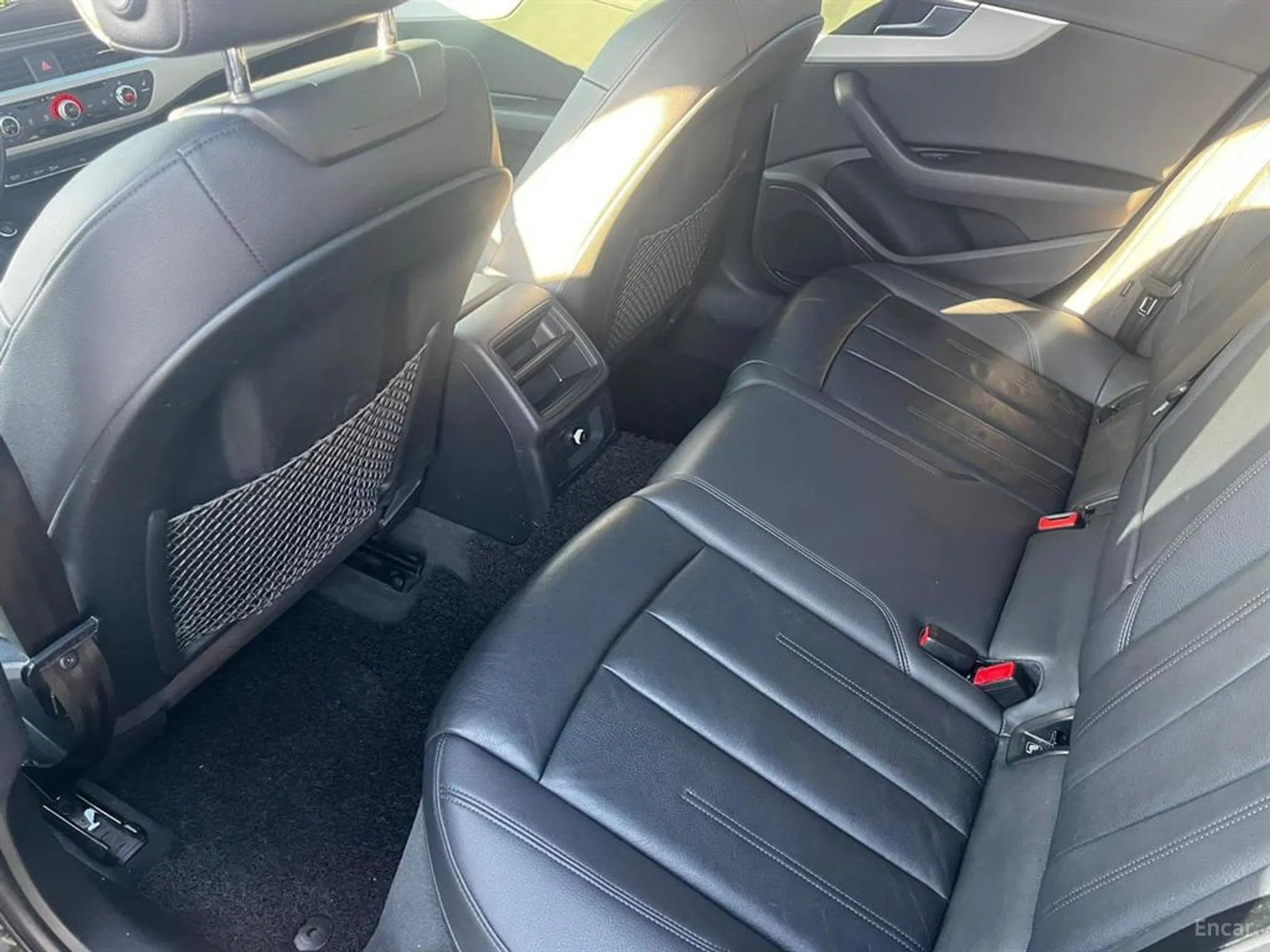 Audi A4 (B9) превью 11