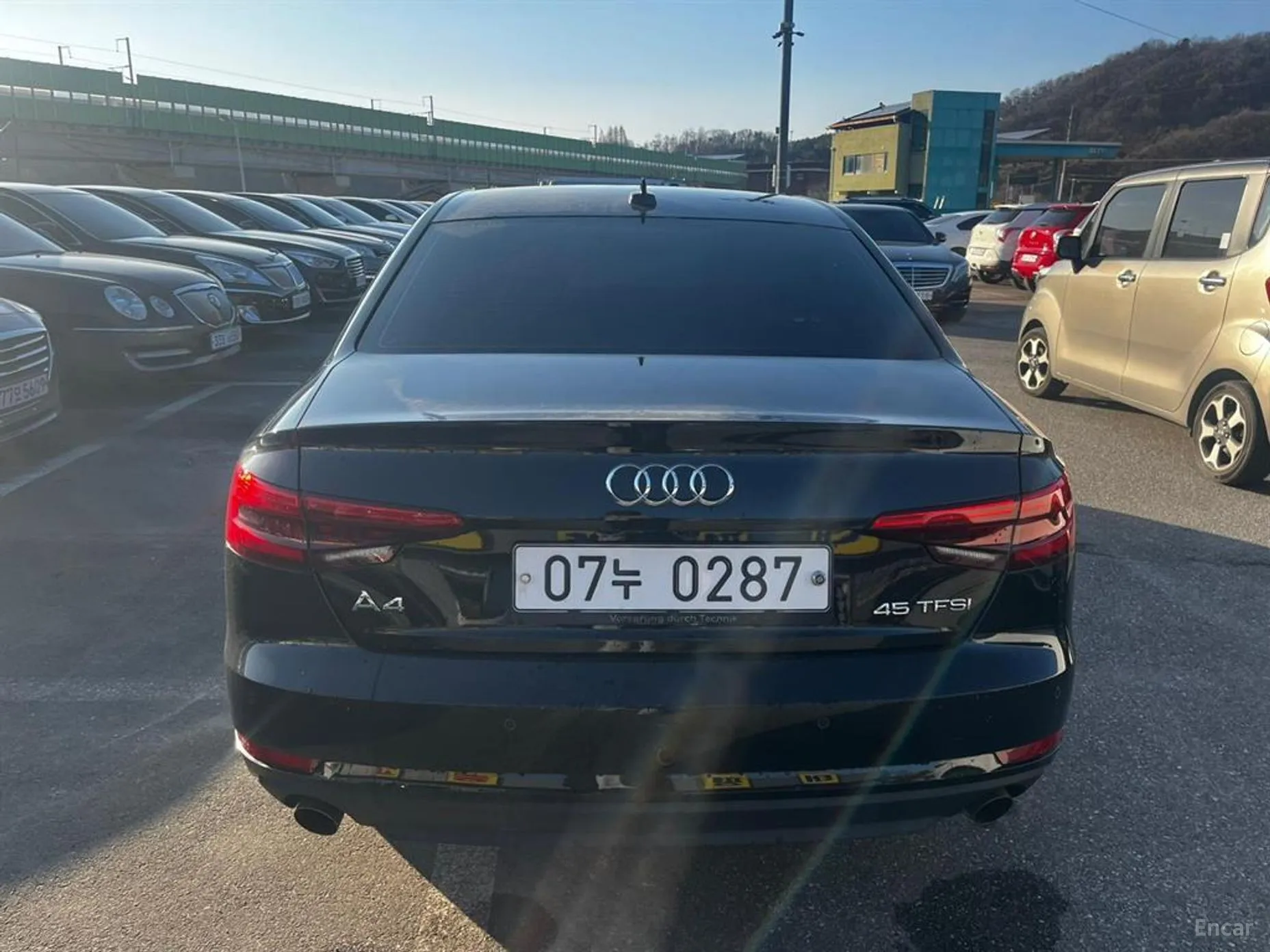Audi A4 (B9) превью 4