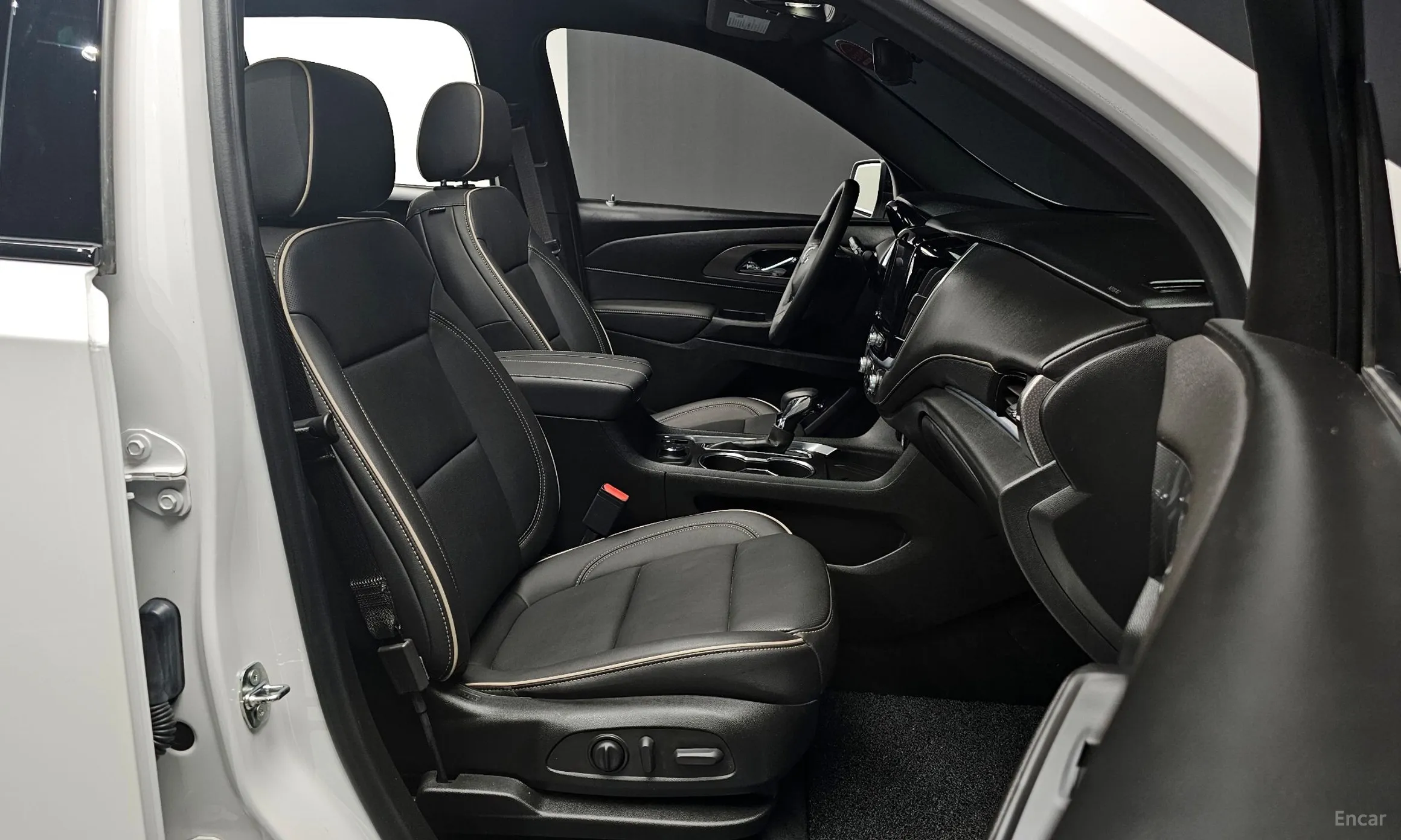 Chevrolet (GM Daewoo) Traverse превью 10