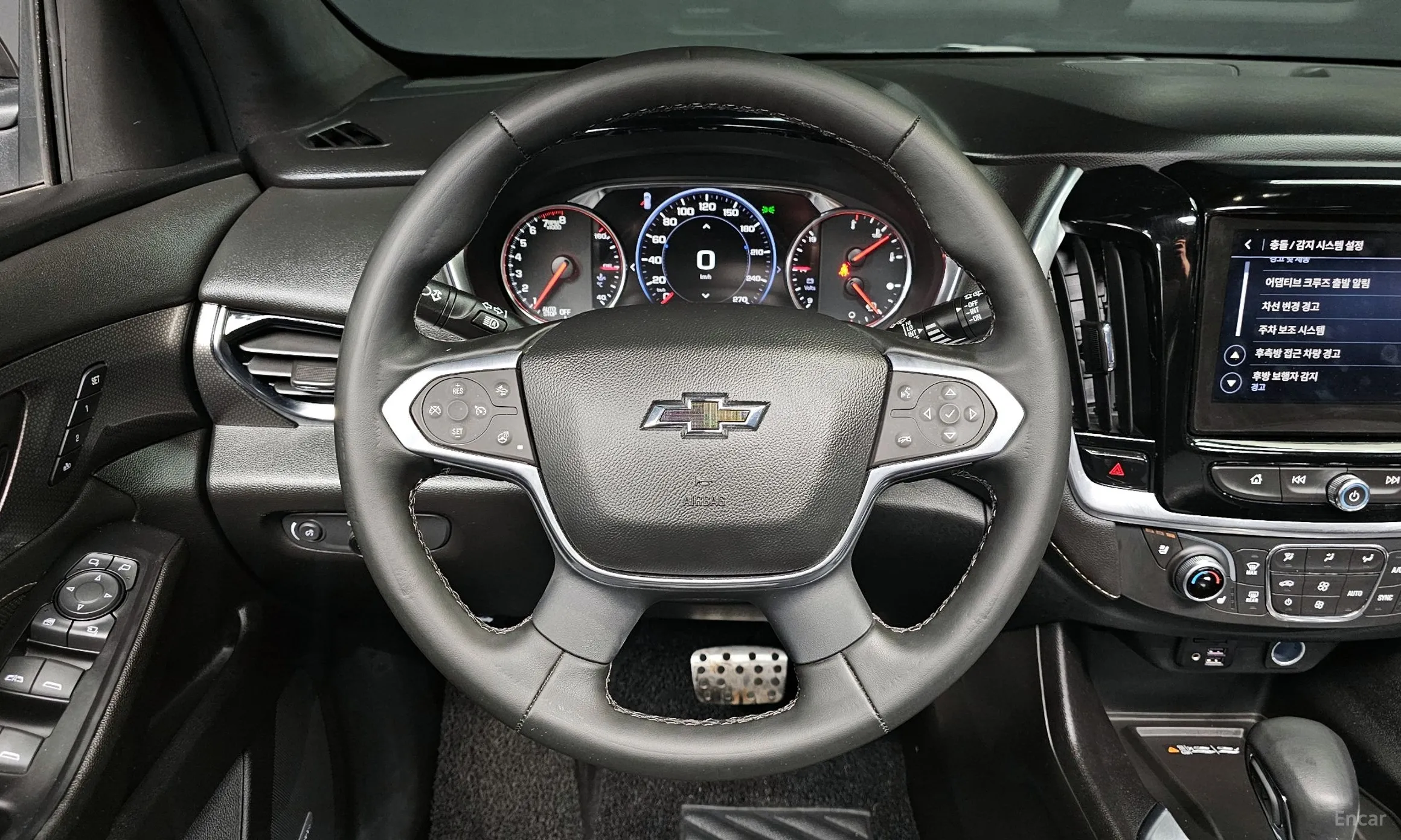 Chevrolet (GM Daewoo) Traverse превью 13