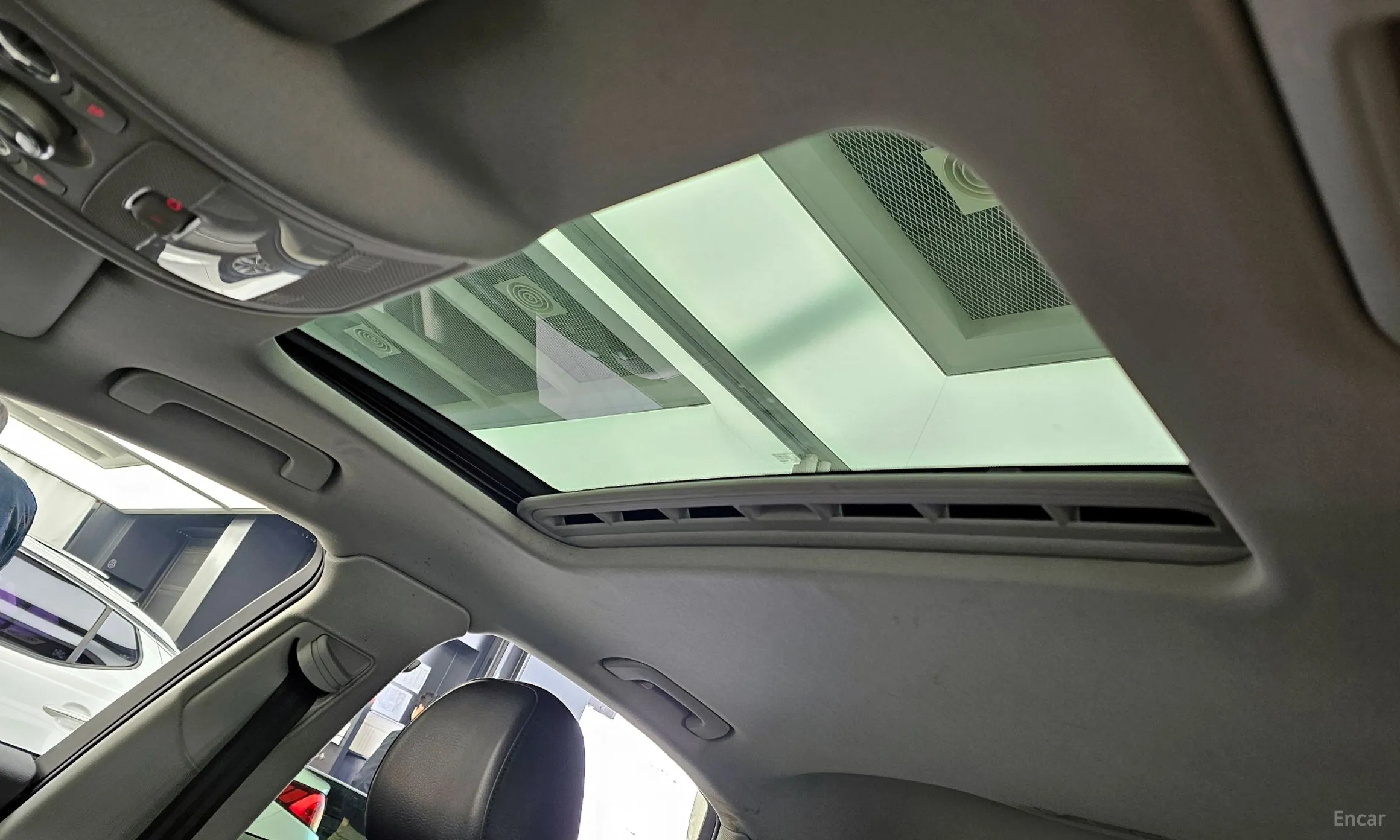 Audi New A4 превью 19