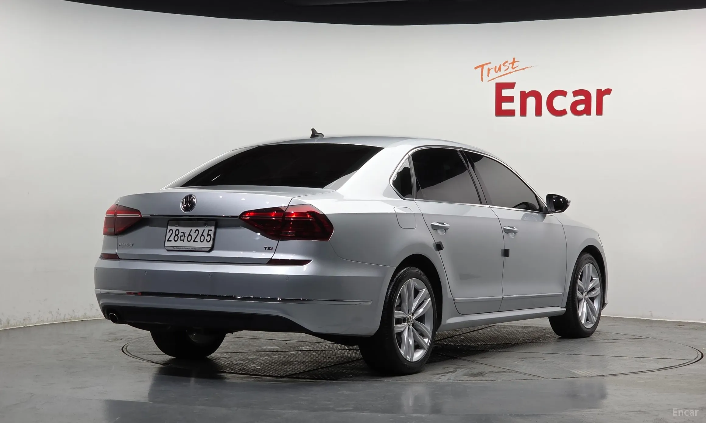 Volkswagen The New Passat превью 2