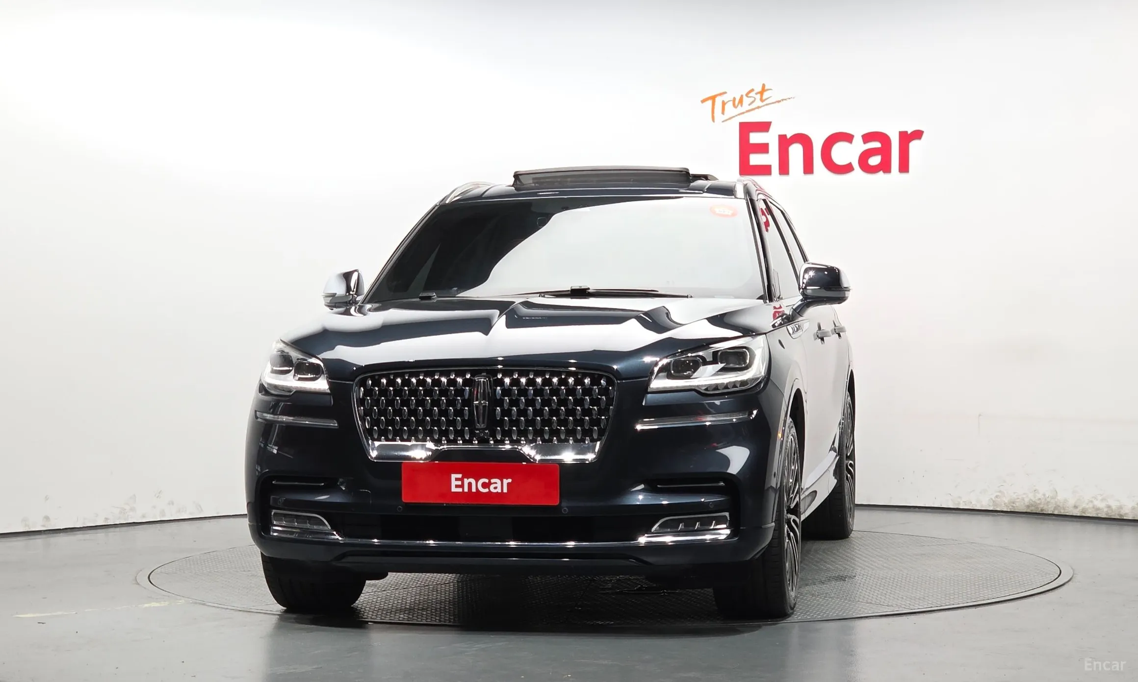 Lincoln Aviator 2nd Generation превью 3