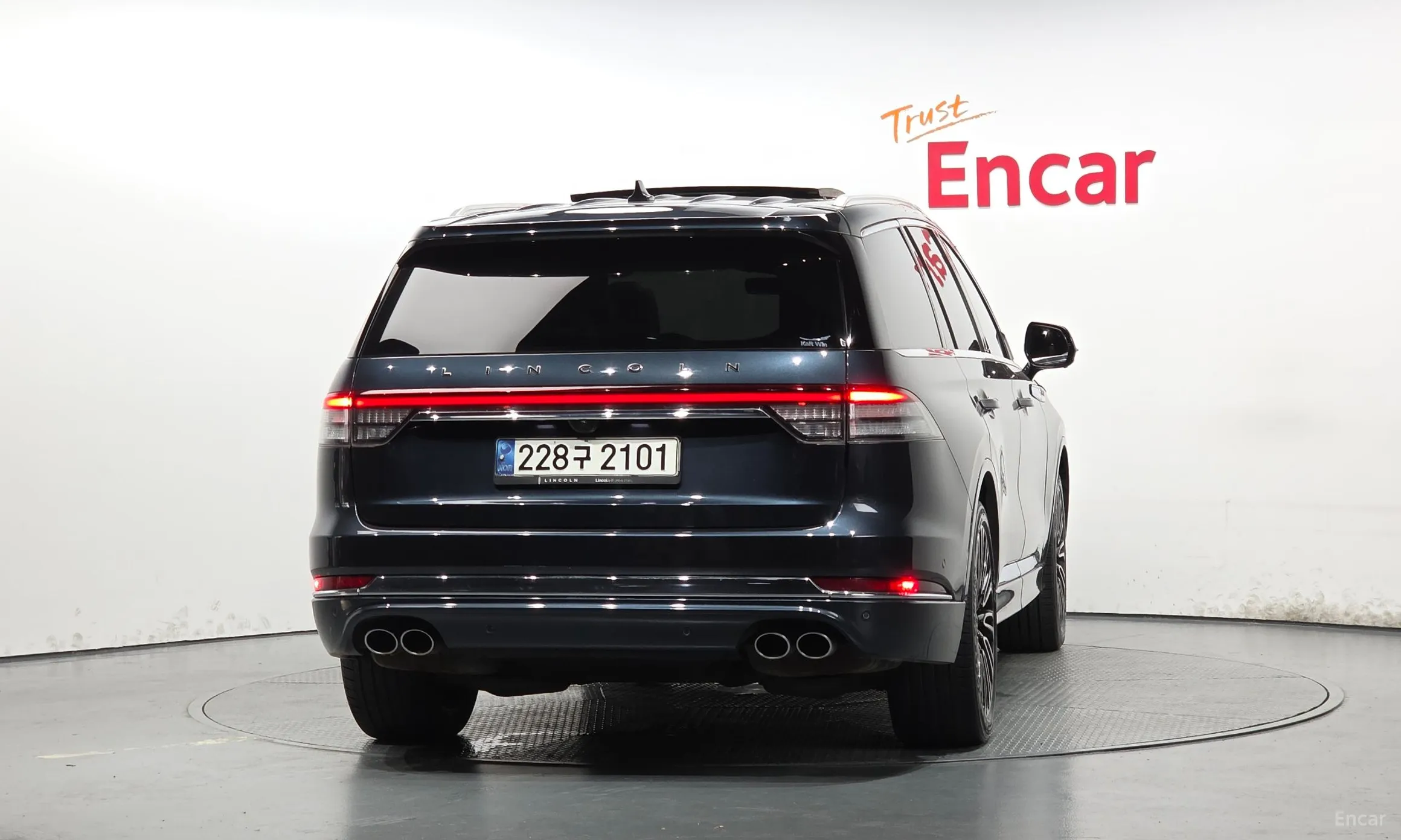 Lincoln Aviator 2nd Generation превью 4