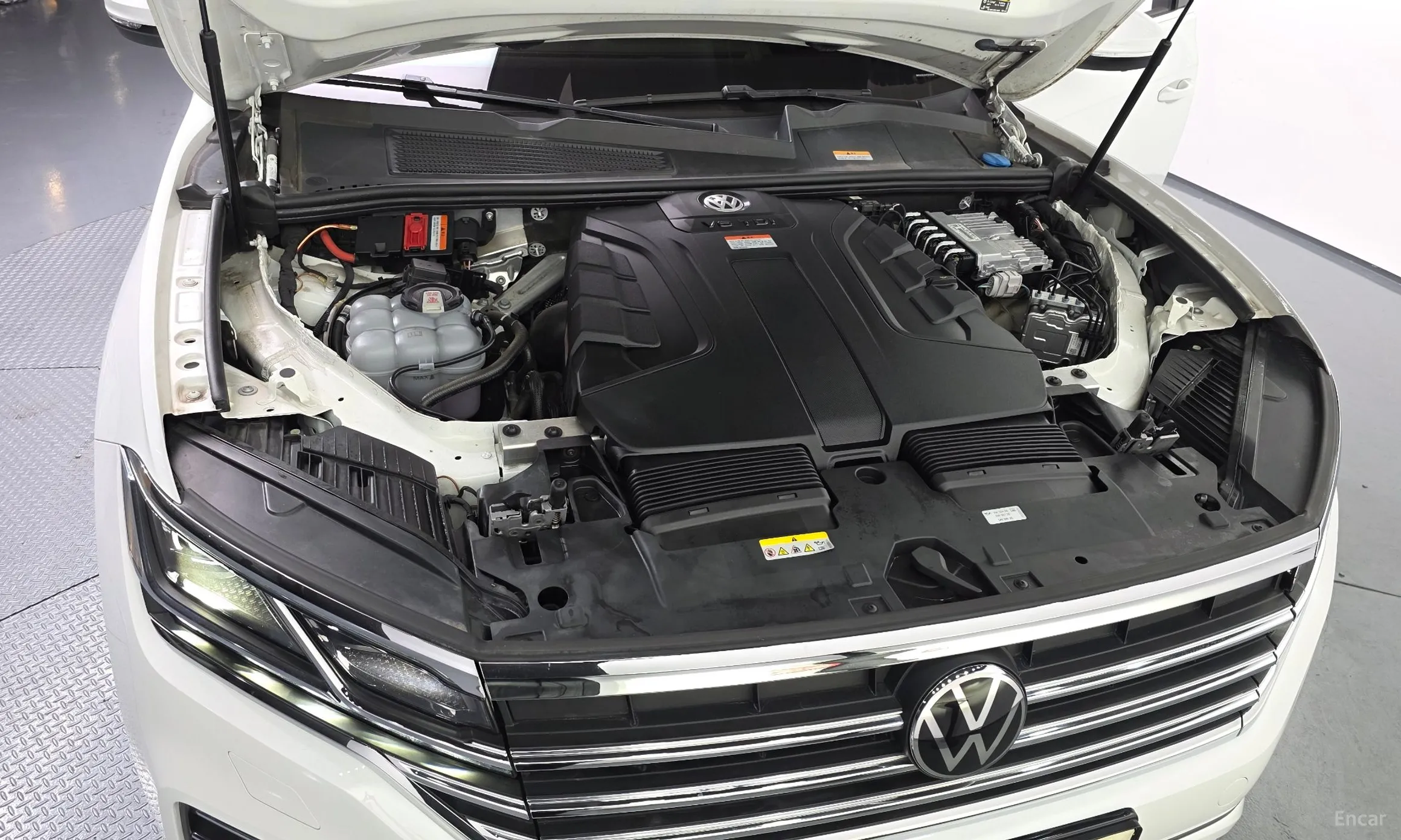 Volkswagen Touareg 3rd Generation превью 6