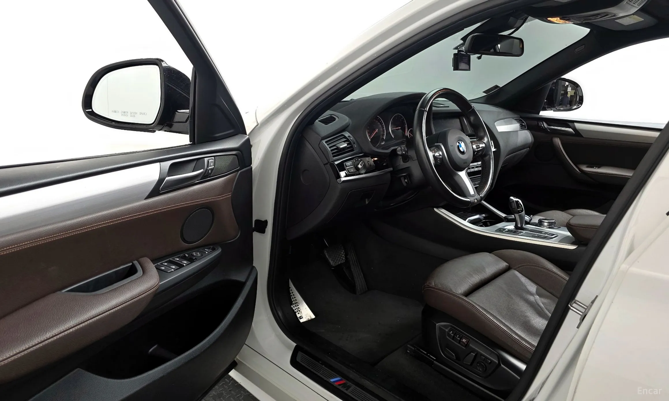 BMW X4 (F26) превью 10