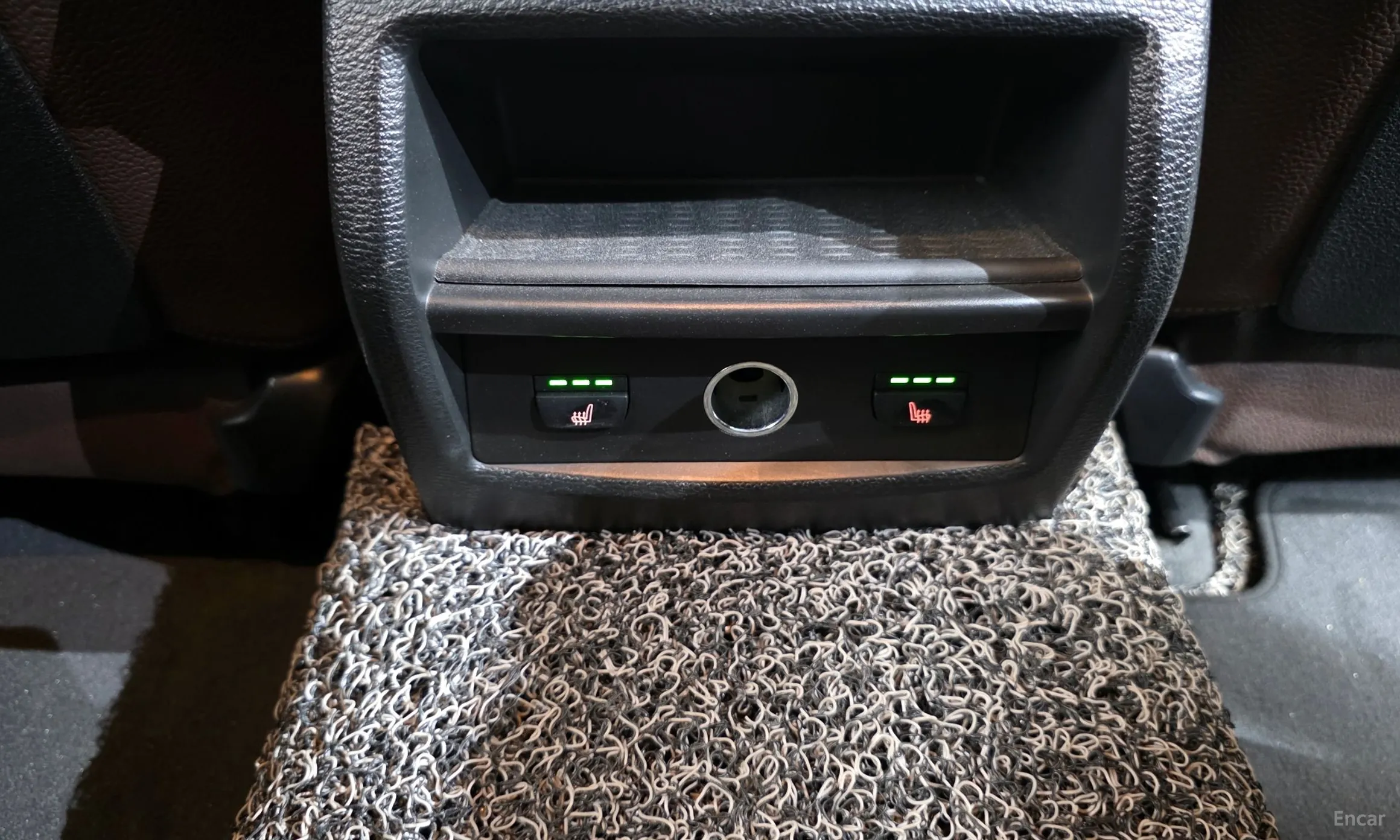 BMW X4 (F26) превью 19
