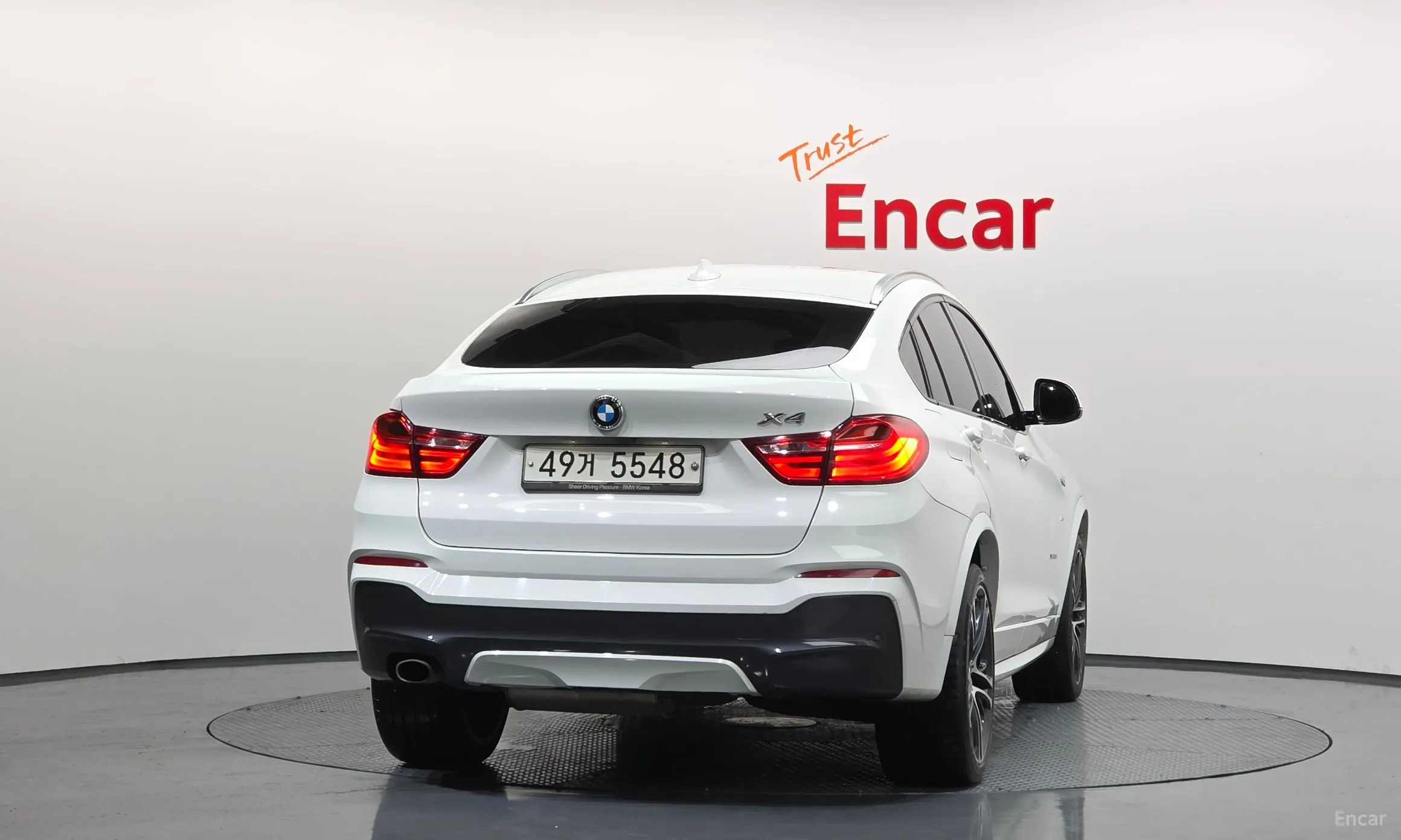 BMW X4 (F26) превью 4