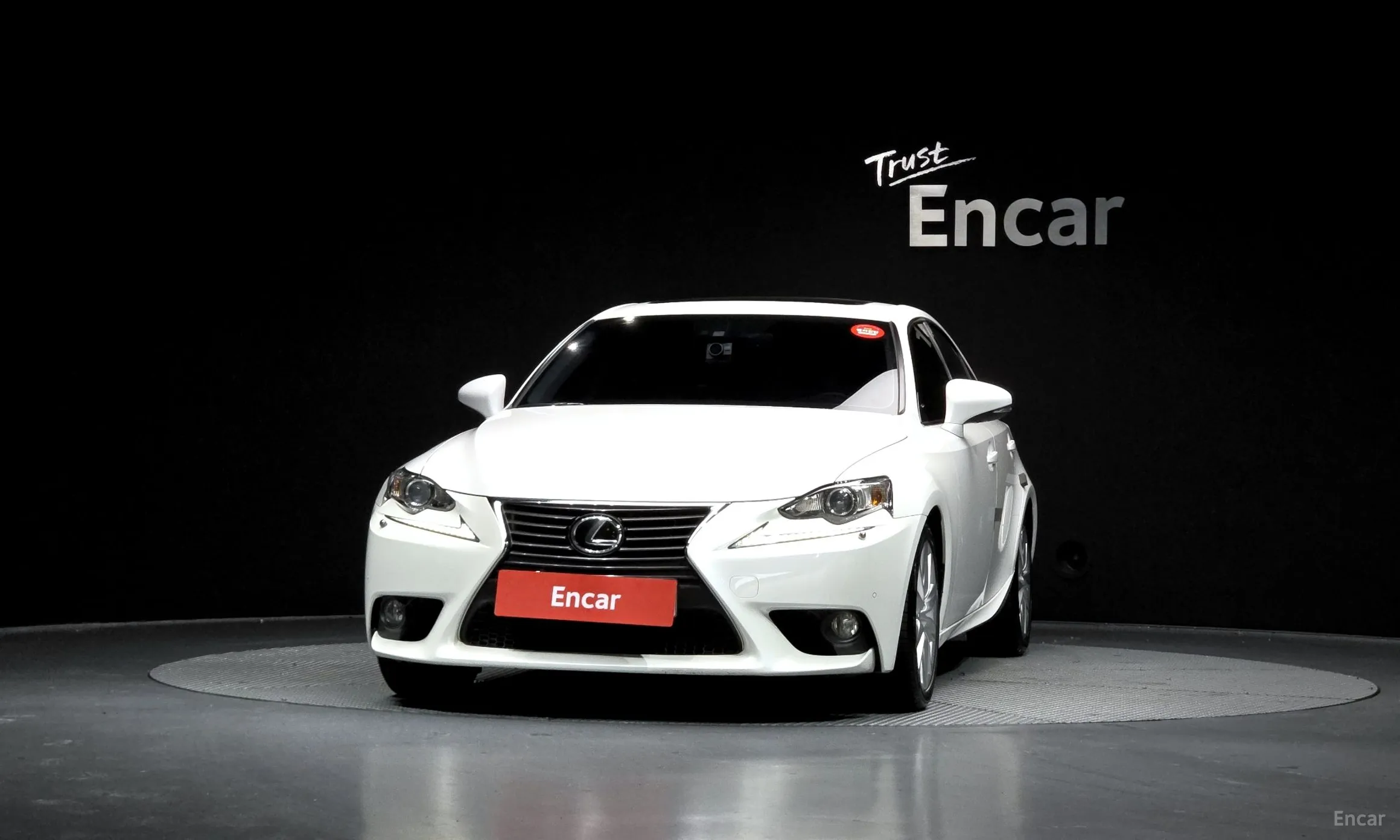 Lexus New IS250 превью 3