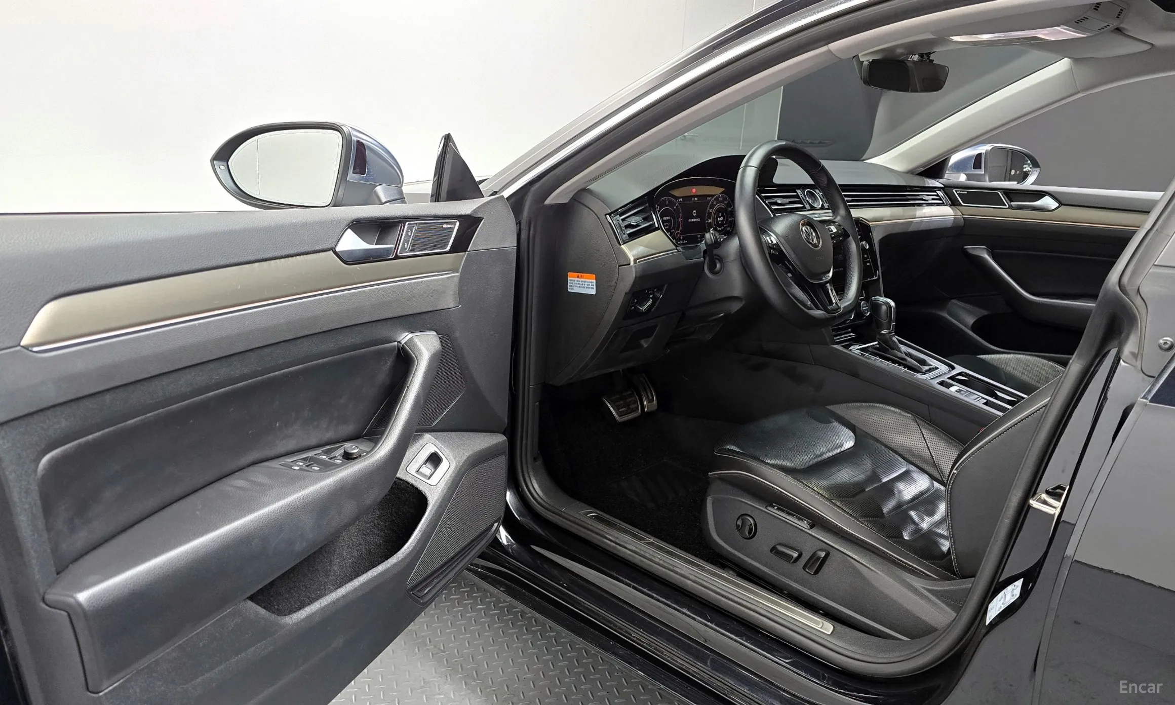 Volkswagen Ateon превью 11