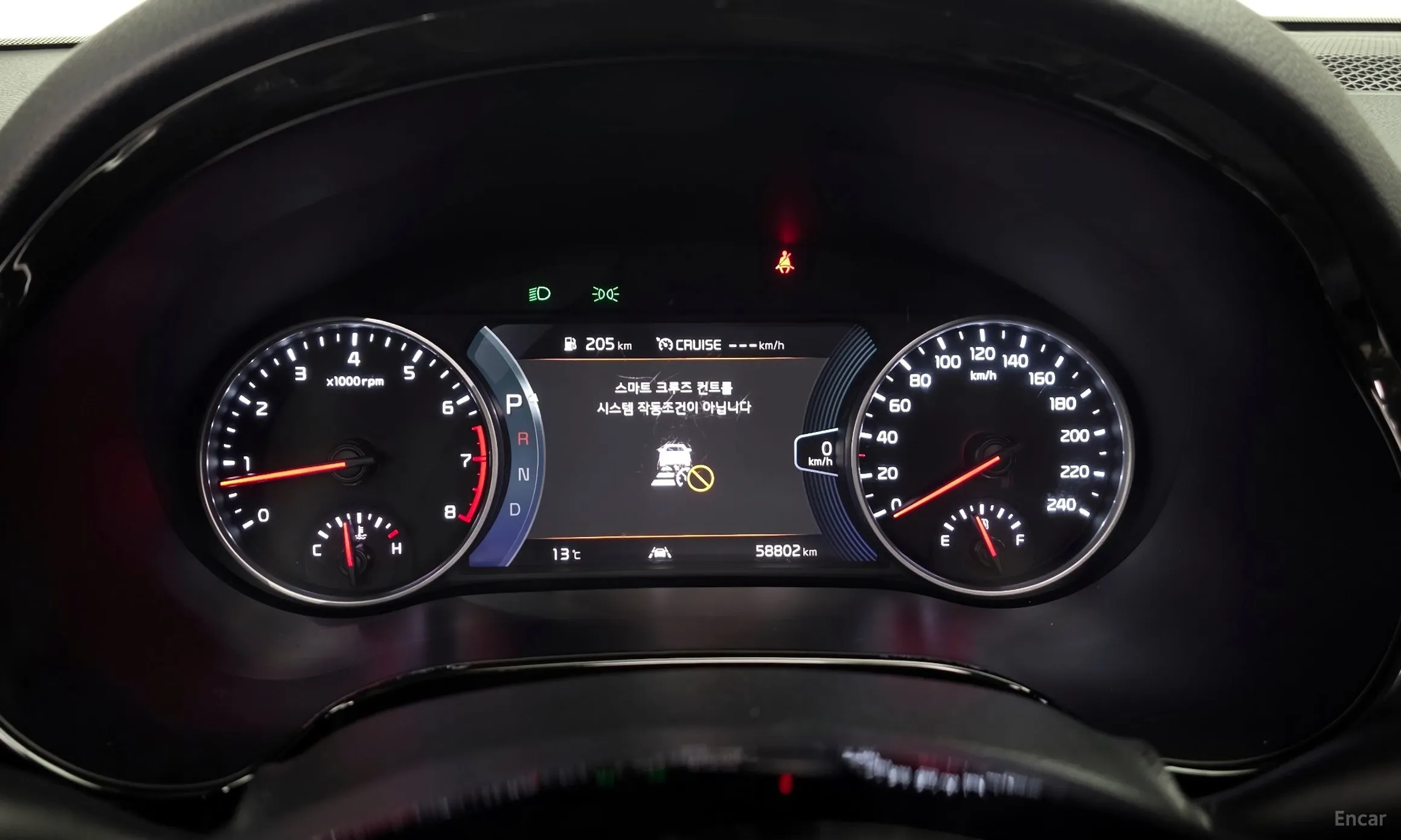 Kia Seltos превью 8