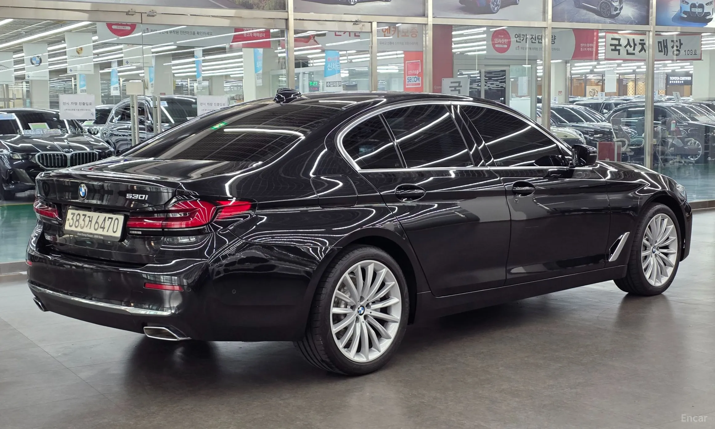 BMW 5 Series (G30)