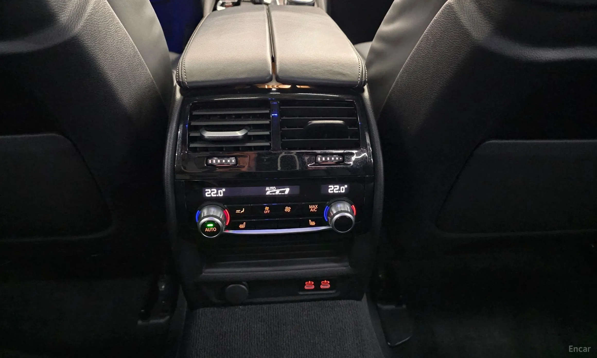 BMW 5 Series (G30) превью 15