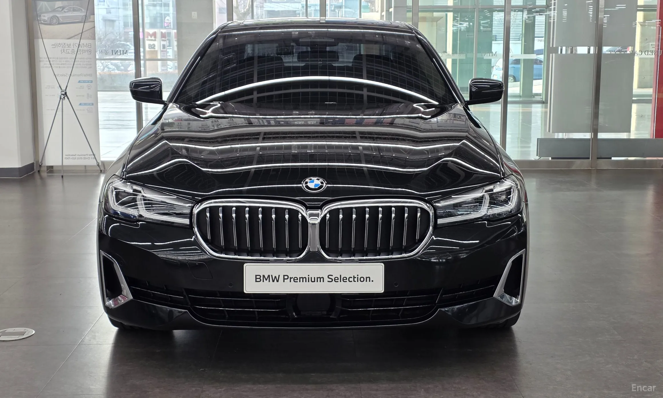 BMW 5 Series (G30) превью 3