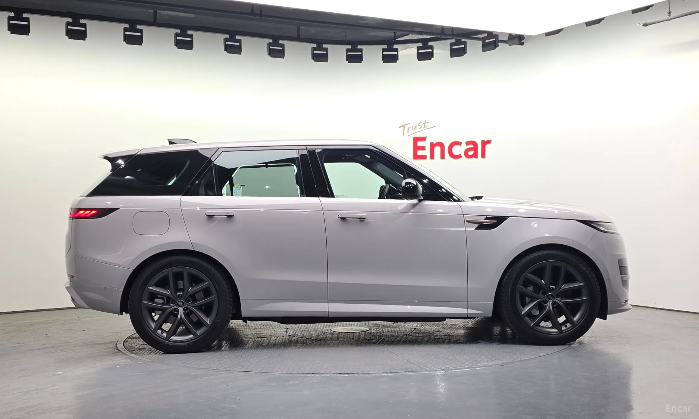 Land Rover Range Rover Sport 3rd Generation превью 6
