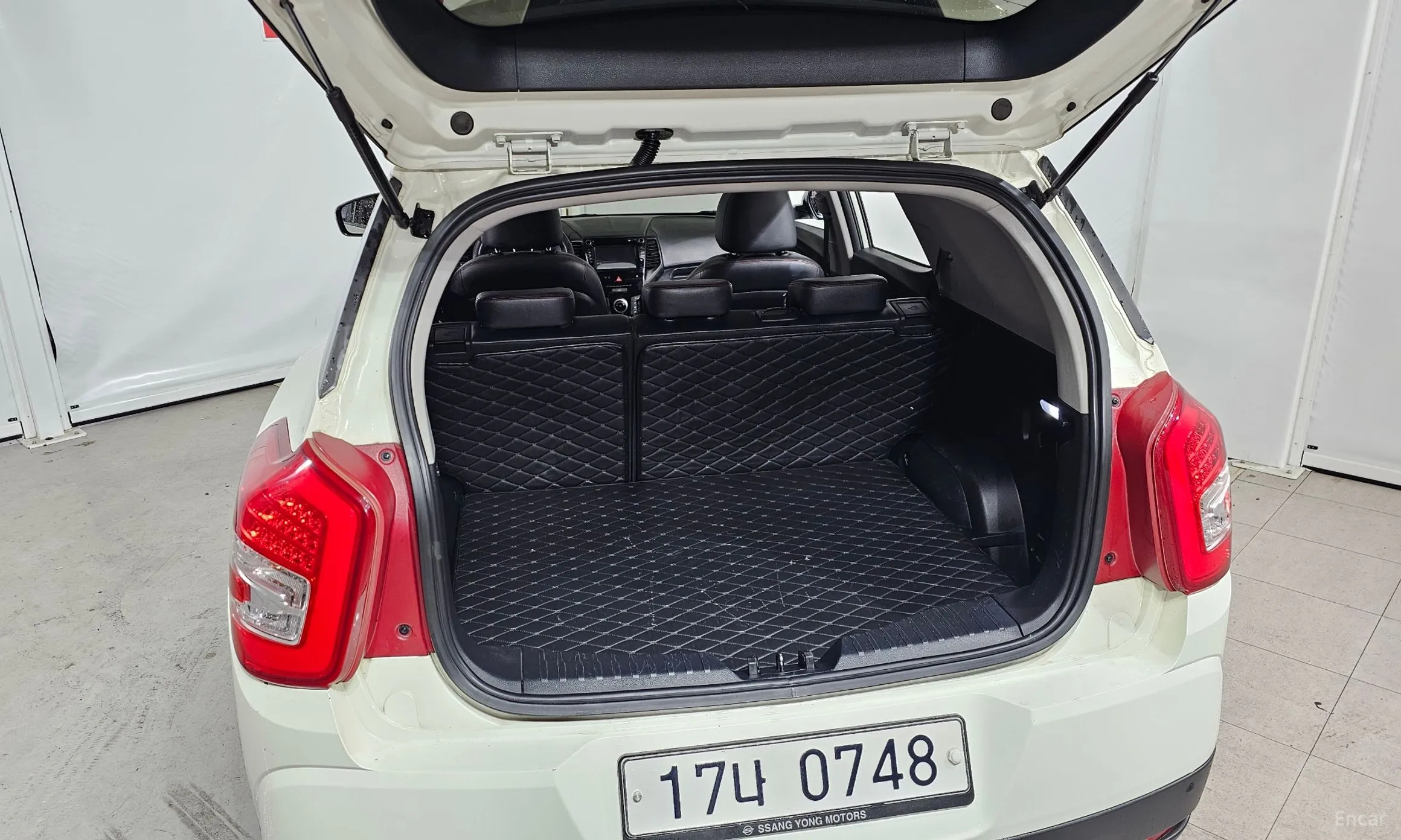 KG Mobility (SsangYong) Tivoli Air превью 20