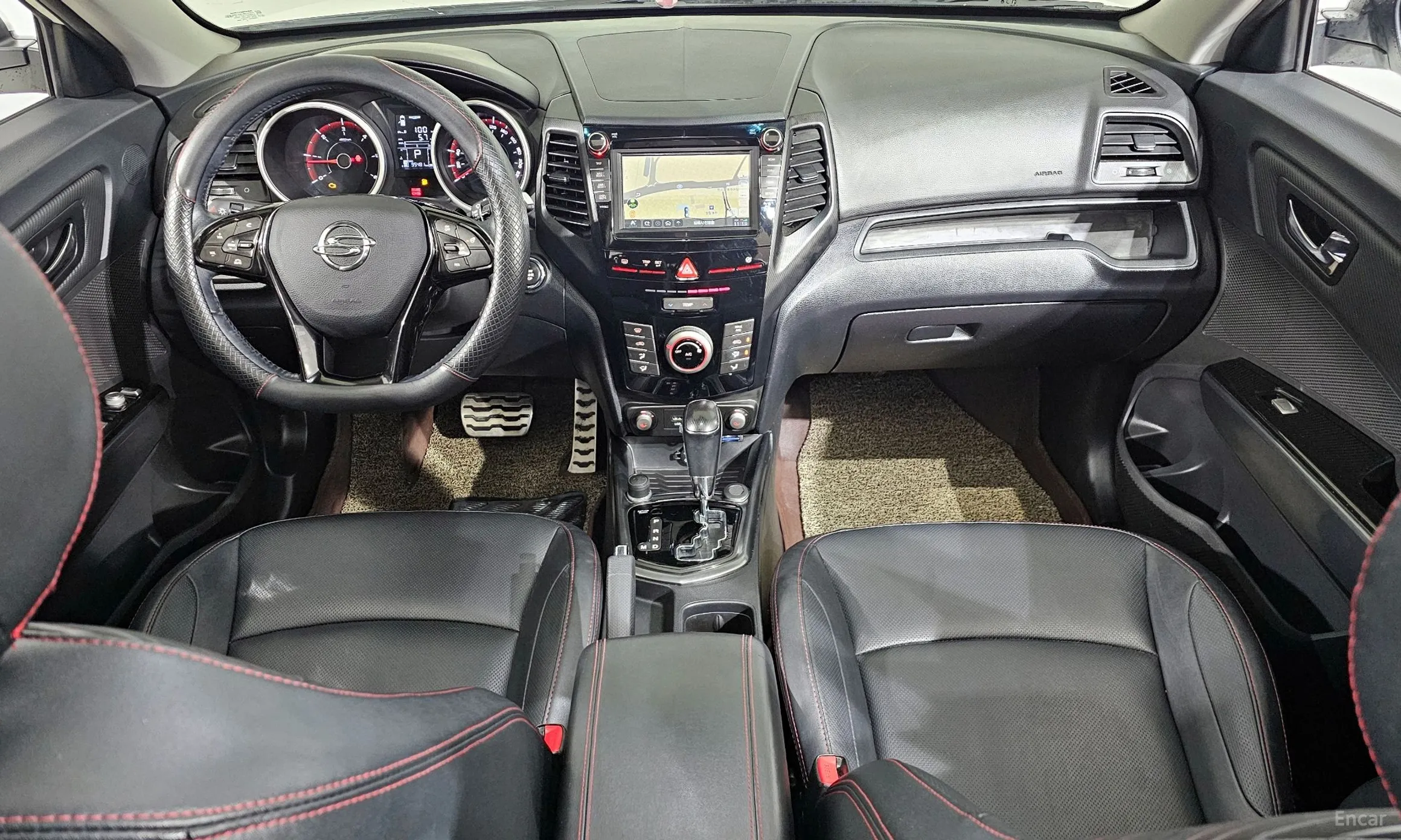 KG Mobility (SsangYong) Tivoli Air превью 7