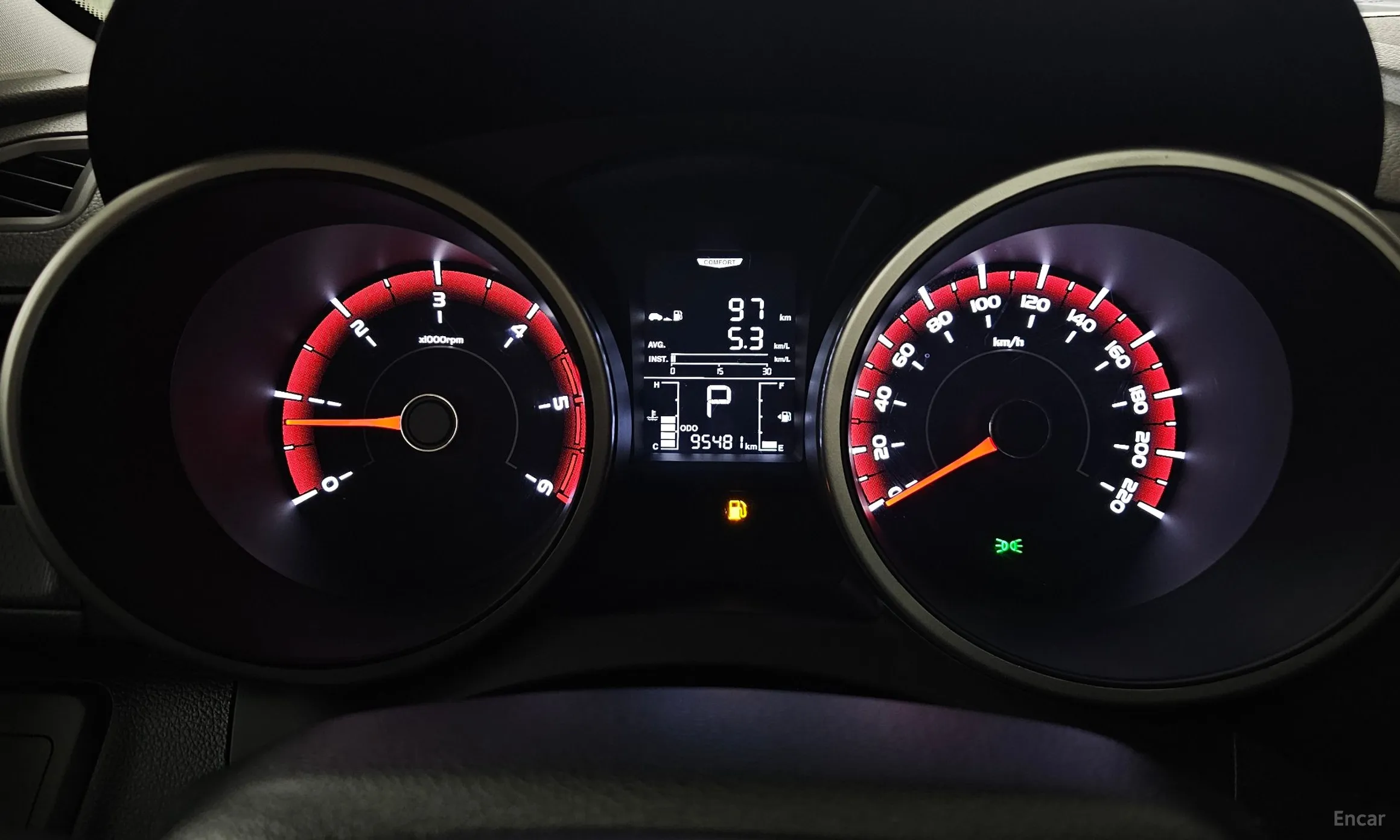 KG Mobility (SsangYong) Tivoli Air превью 8