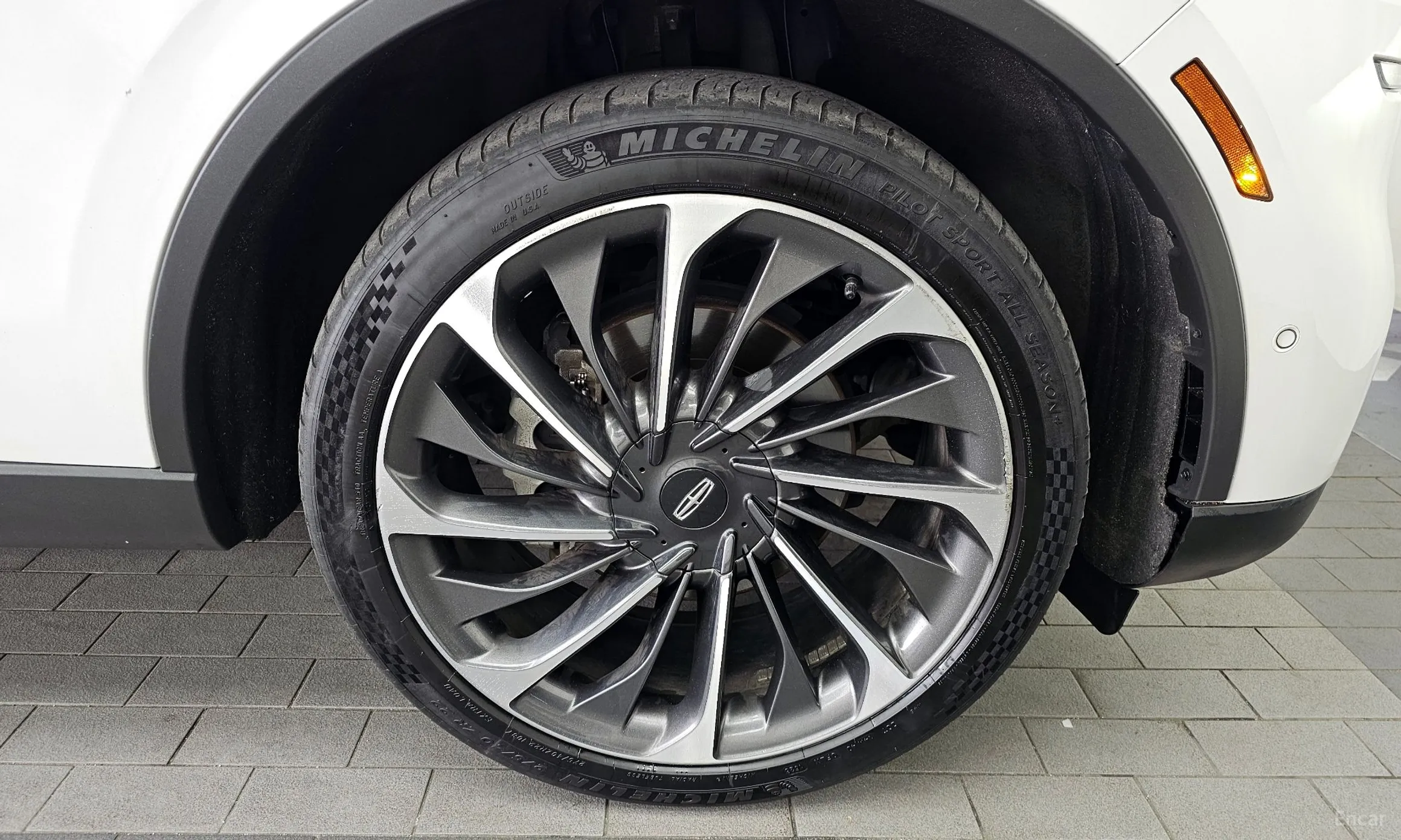 Lincoln Aviator 2nd Generation превью 5
