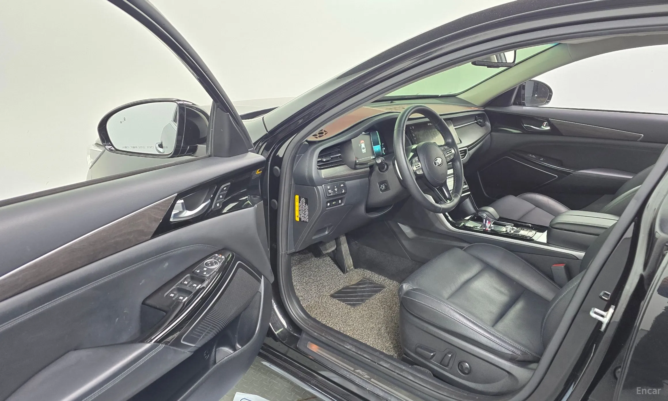 Kia K7 Premier Hybrid превью 10