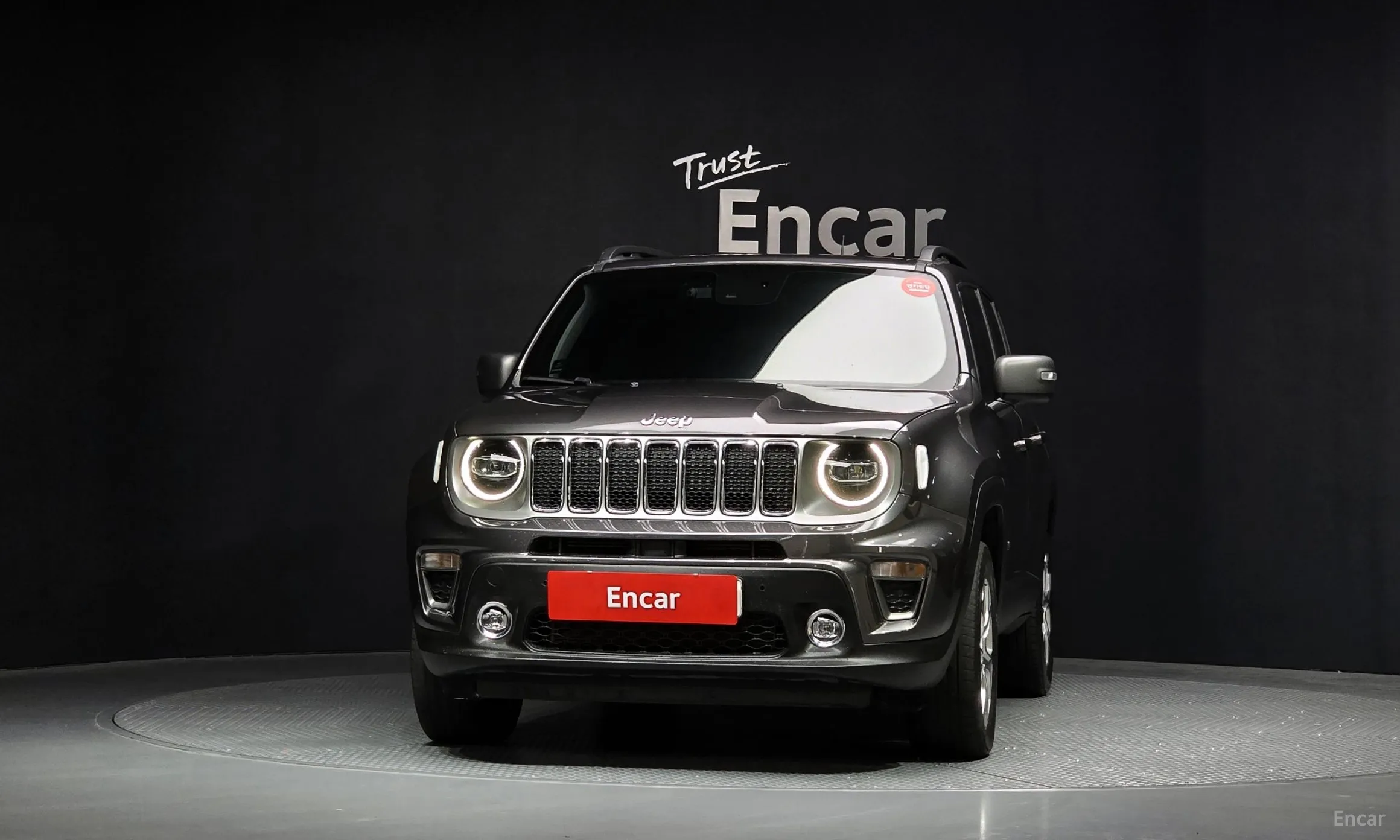 Jeep Renegade превью 3