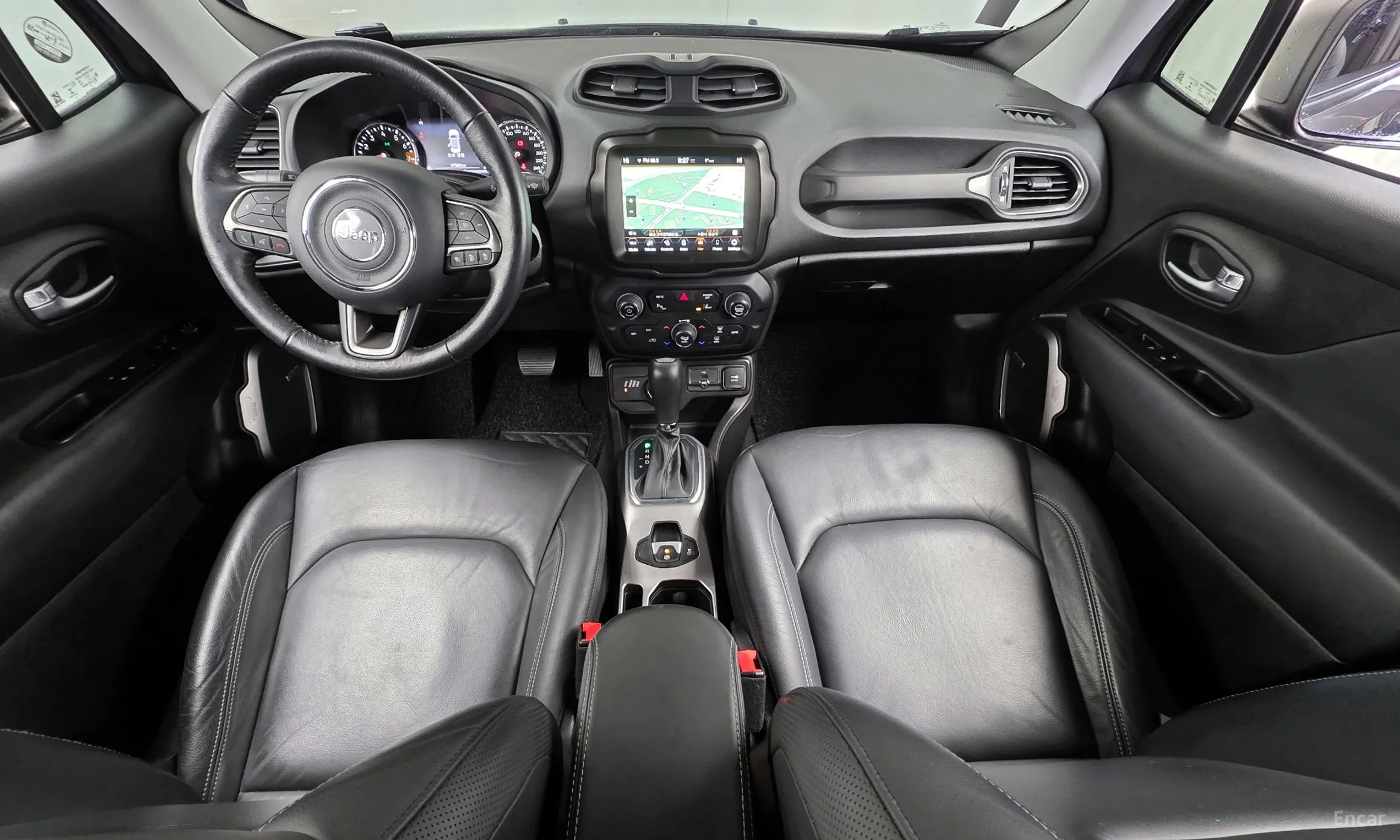 Jeep Renegade превью 7