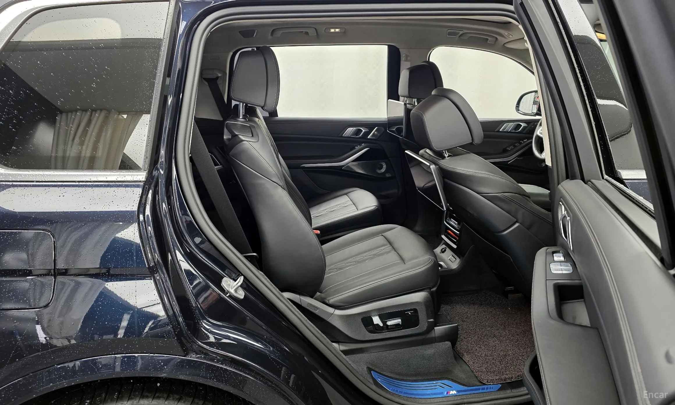 BMW X7 (G07) превью 12