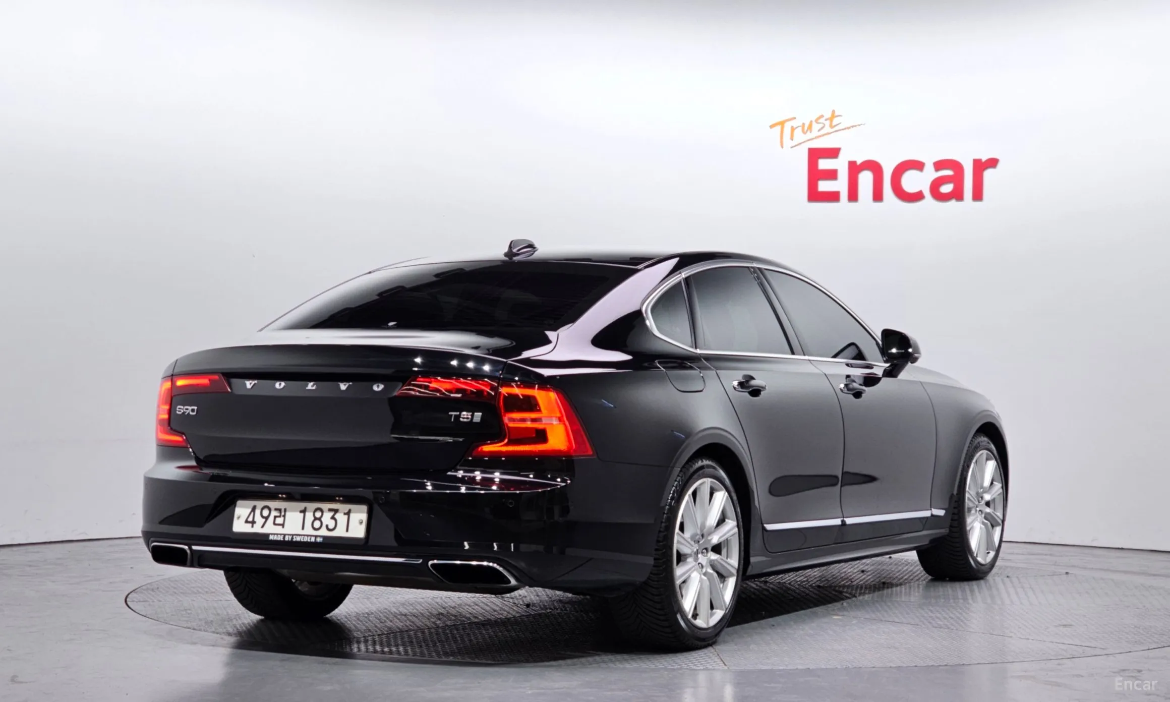 Volvo S90