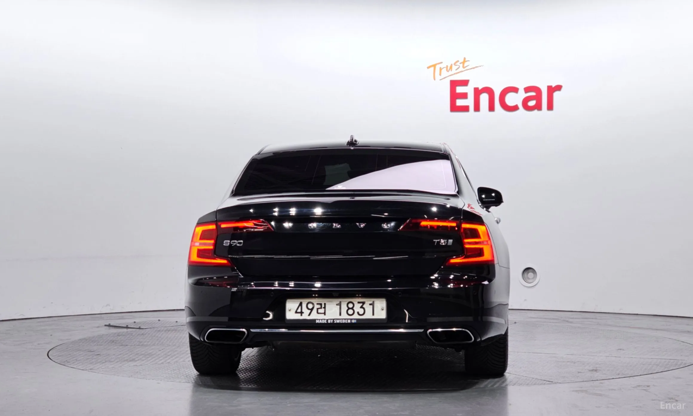 Volvo S90 превью 4
