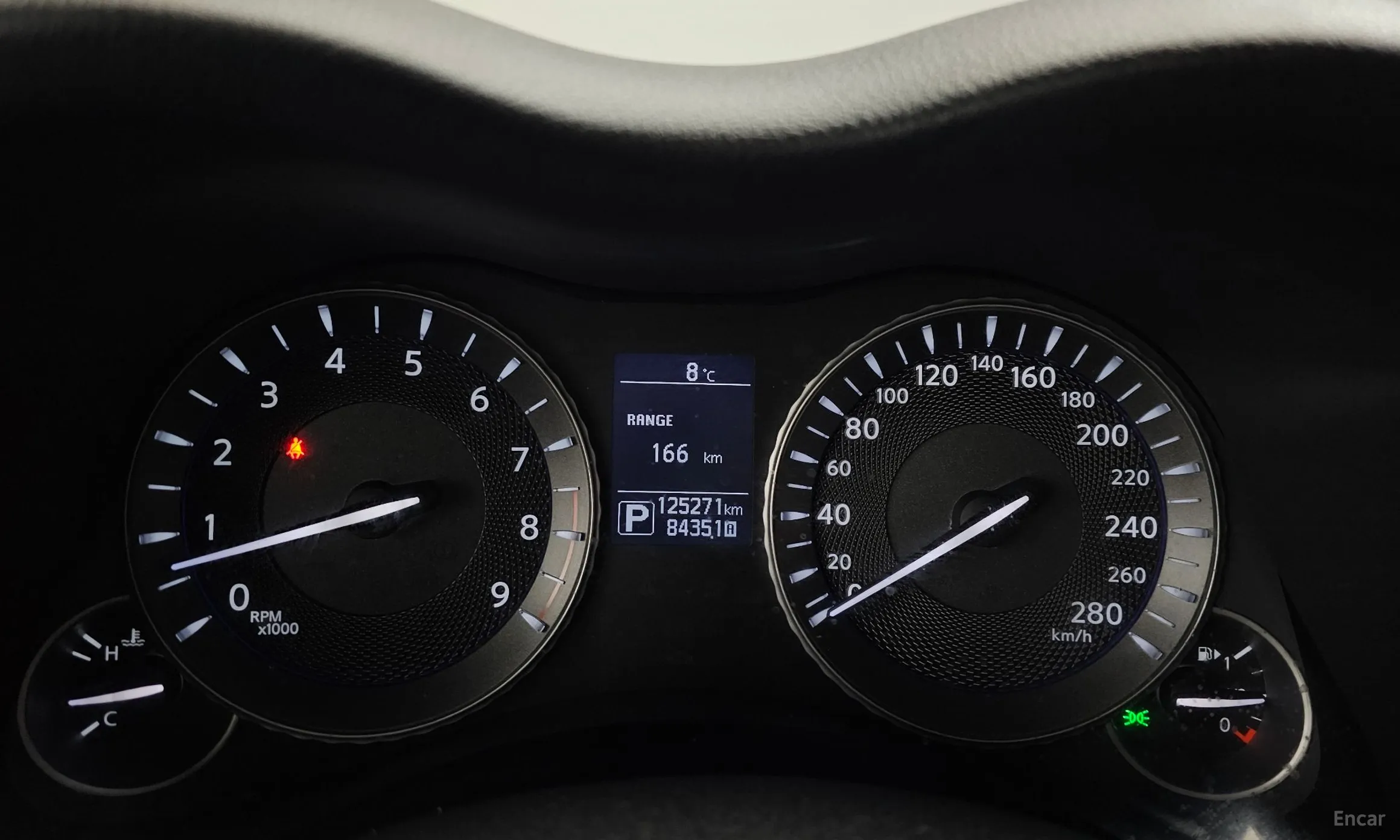 Infiniti Q70 превью 8