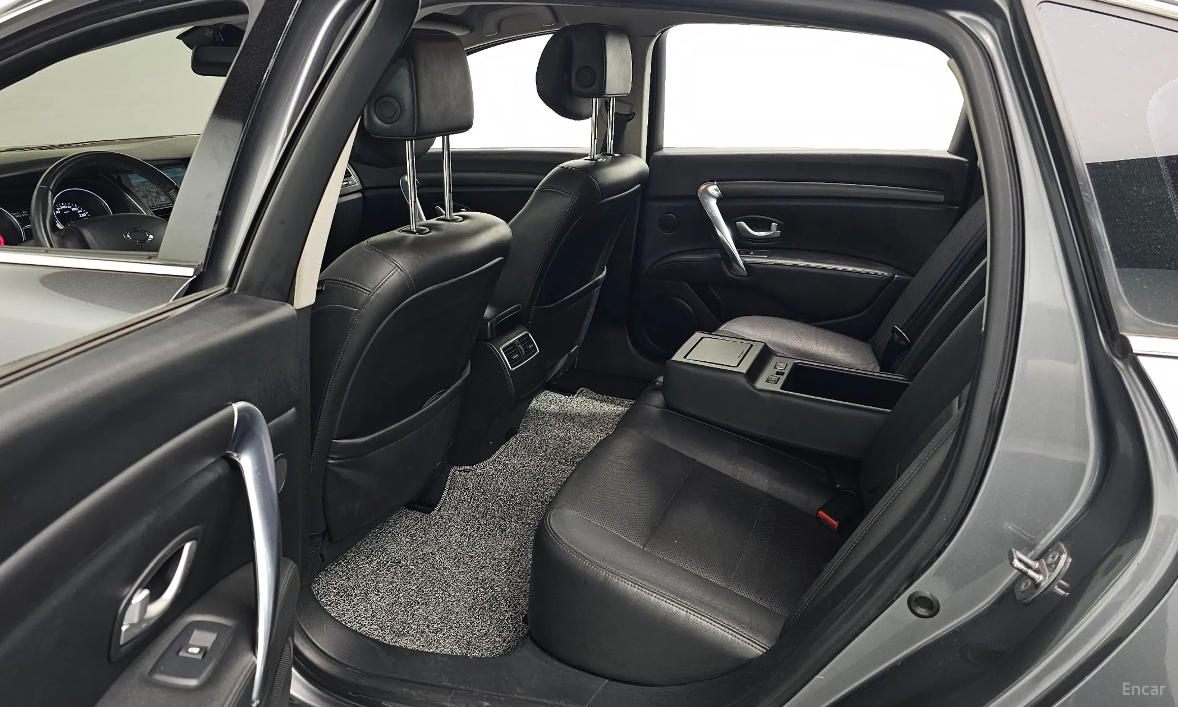 Renault Korea (Samsung) SM7 превью 12